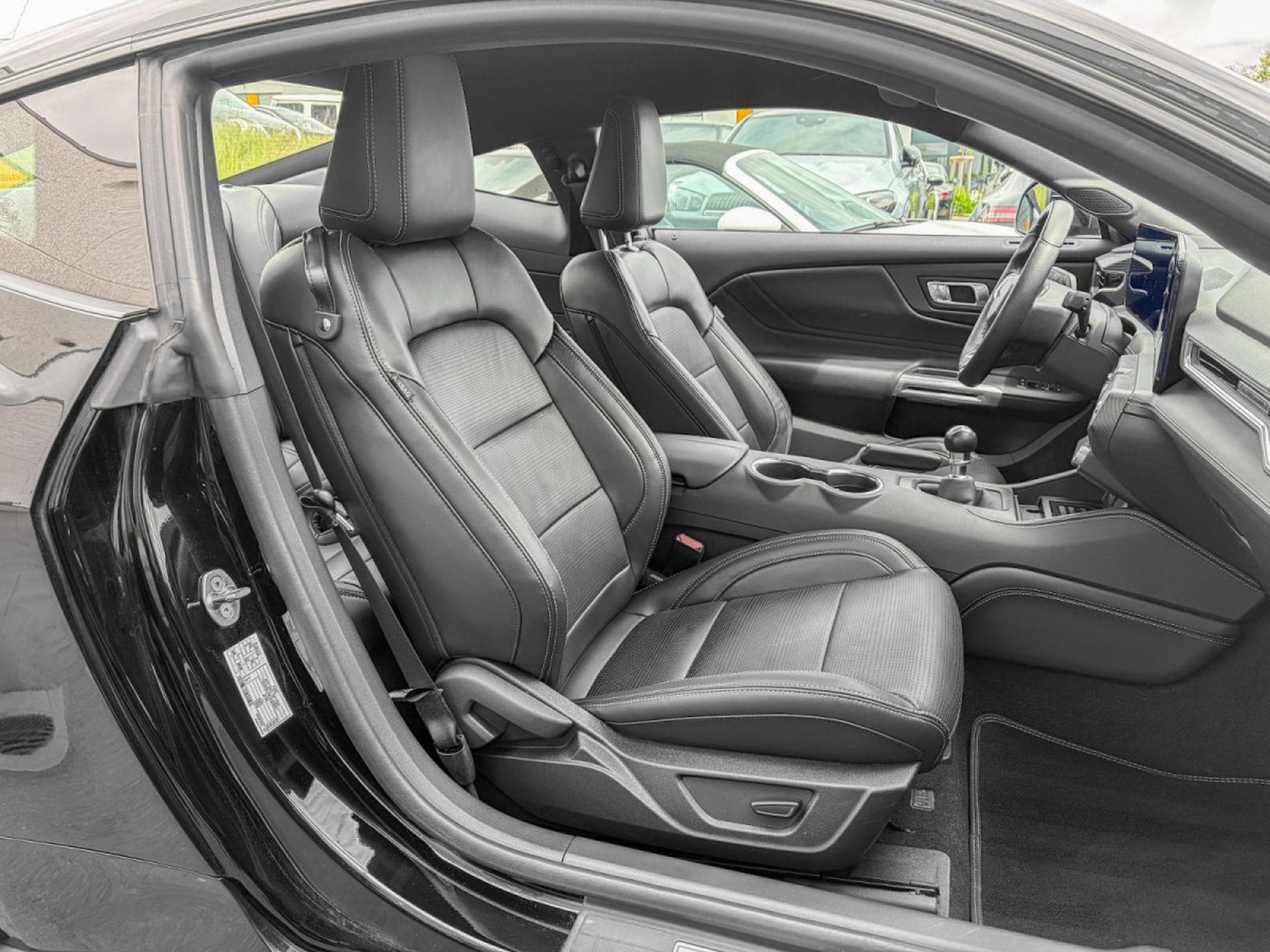 Ford Mustang Mustang Fastback 5.0 V8 GT/ MAGNERIDE/ (2025) - Photo 4