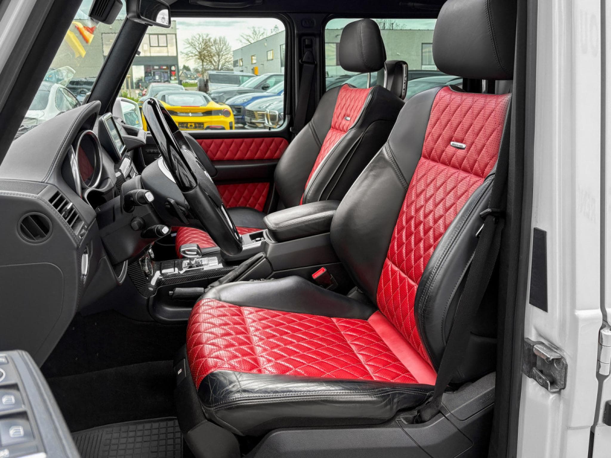 Mercedes G 63 AMG G63 AMG DESIGNO/DISTRO+/MULTMEDIA/VOLL (2015) - Photo 19