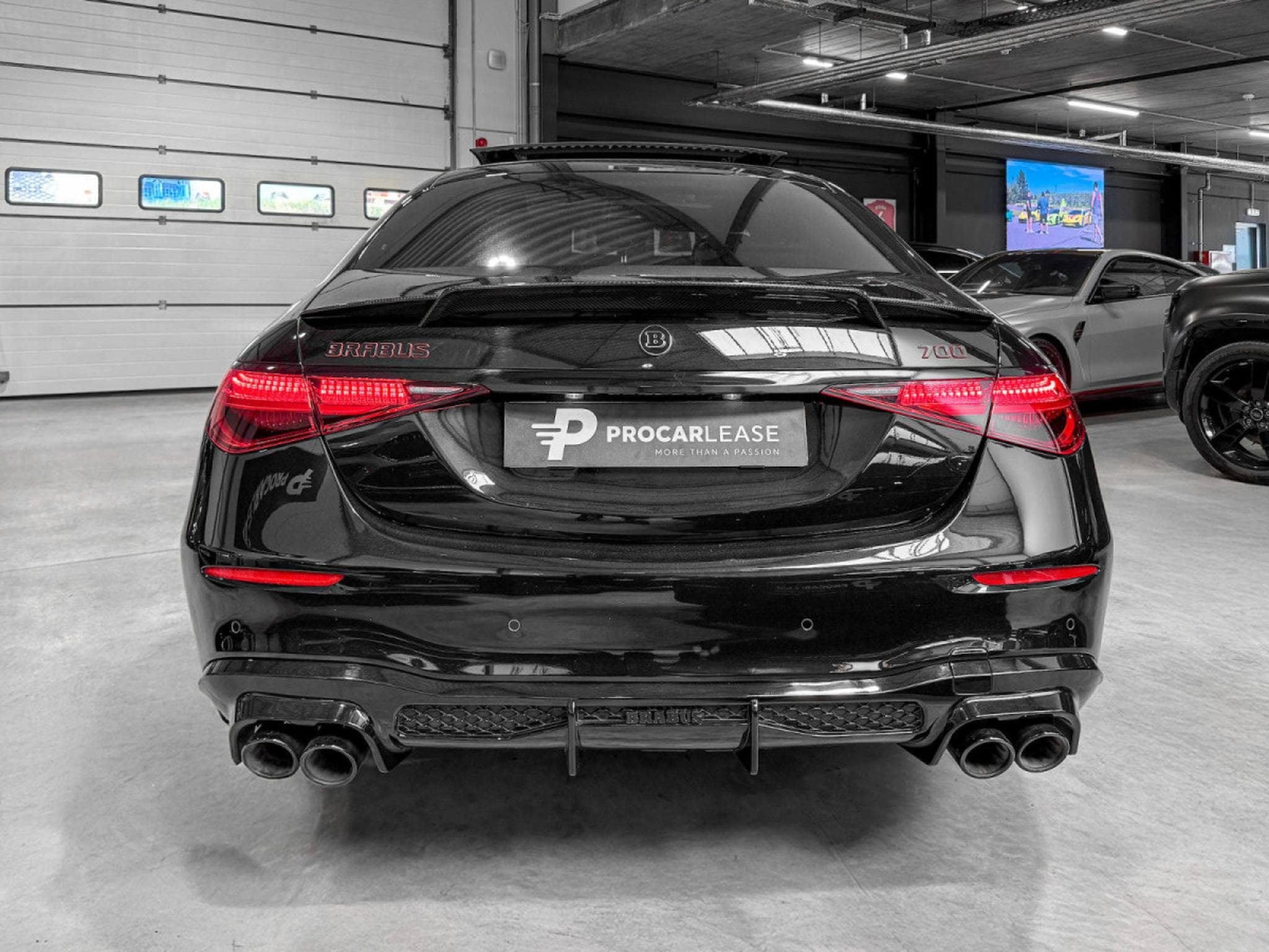 Mercedes S 580 S580e L 4MATIC BRABUS BODYKIT (2023) - Foto 5
