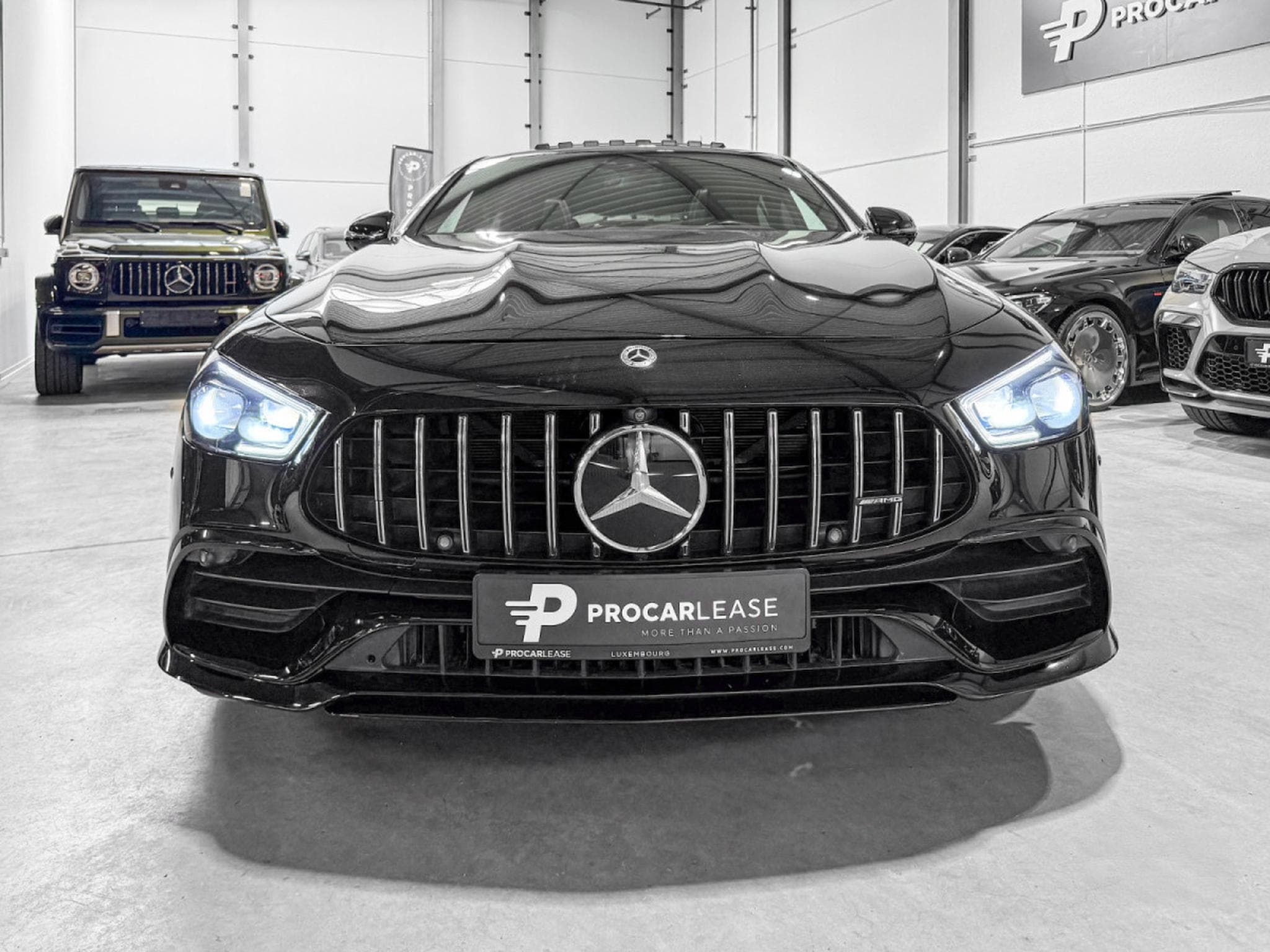 Mercedes AMG GT 4-Door GT53 4-Door / 4 MATIC/ RIDE CONTROL/ 360°/ AMG PERFORMANCE (2022) - Foto 2