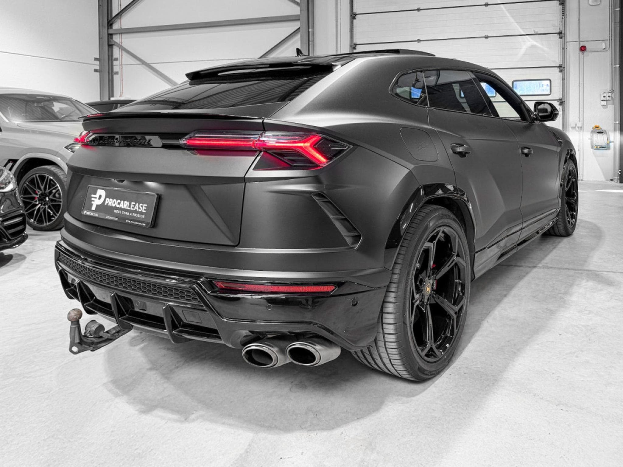 Lamborghini Urus 4.0 V8 Auto./PANO/22/360°/HUD/CARBON/VOLL (2021) - Photo 11