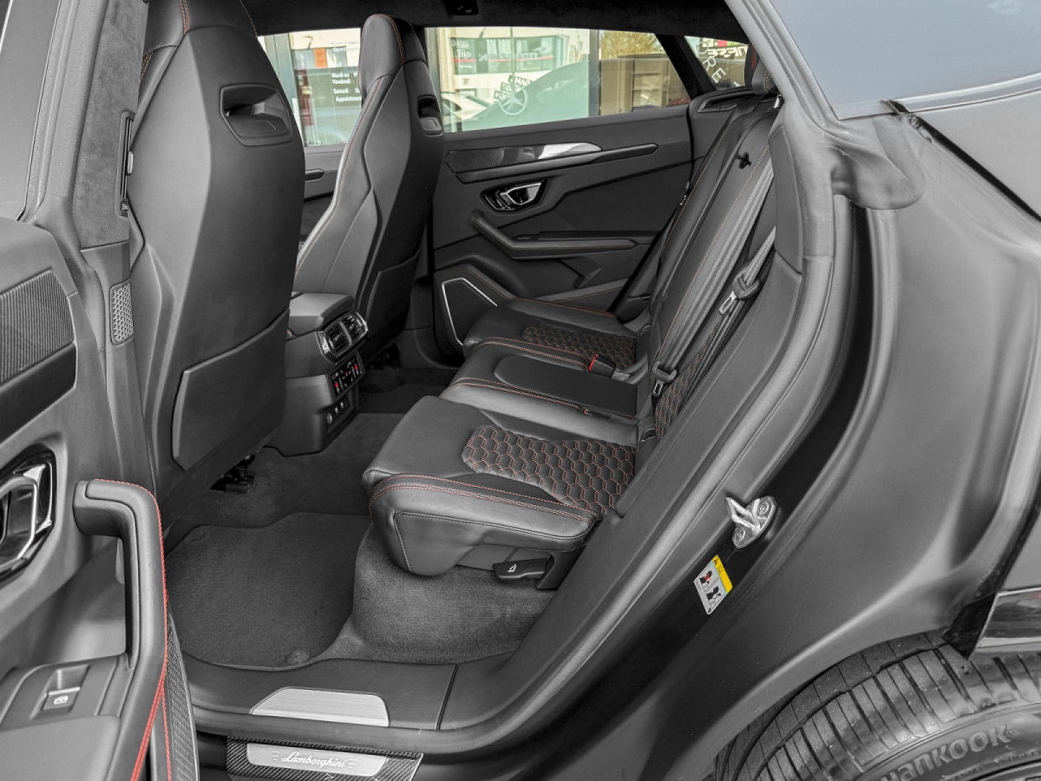 Lamborghini Urus 4.0 V8 Auto./PANO/22/360°/HUD/CARBON/VOLL (2021) - Photo 12