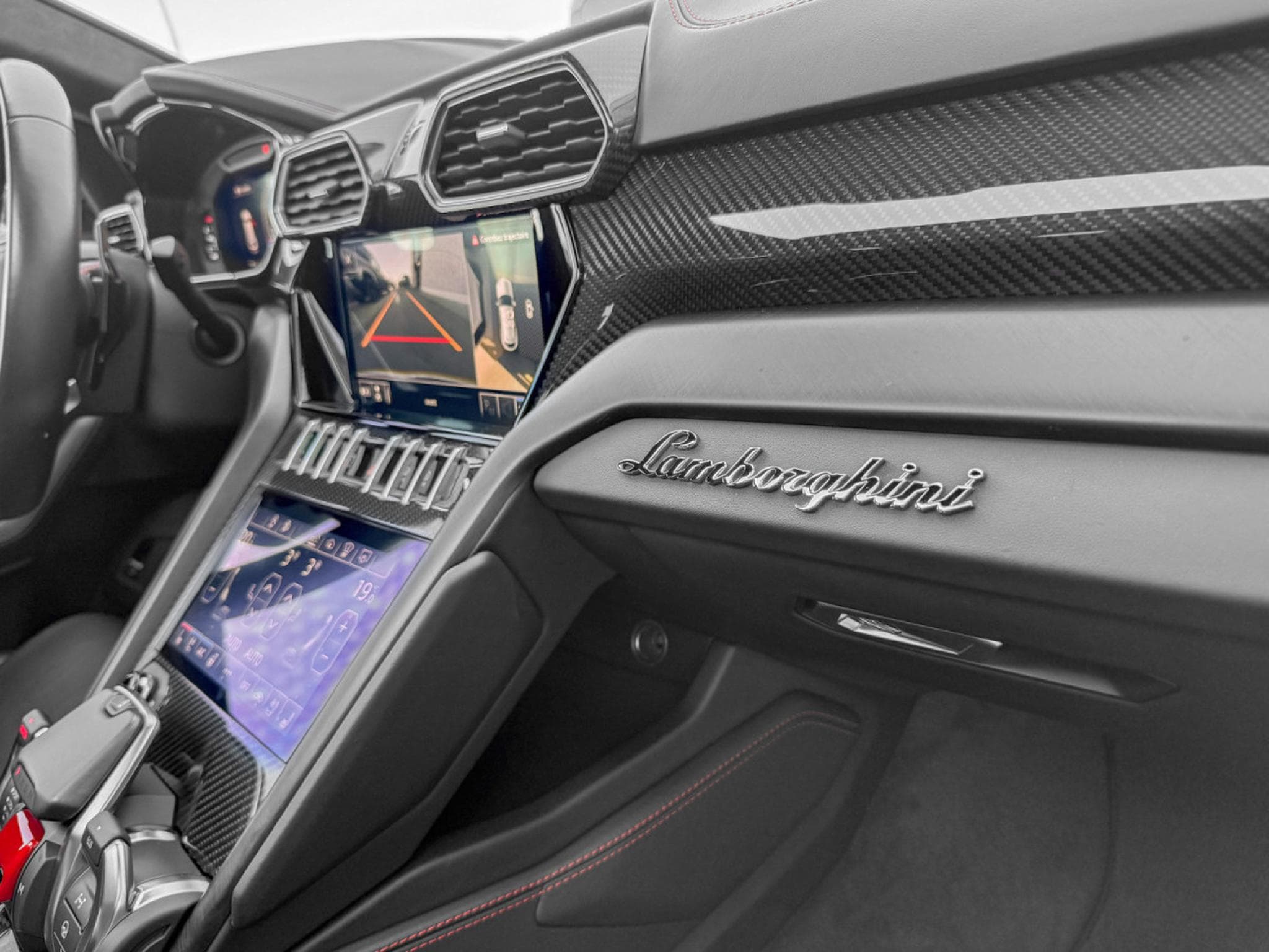 Lamborghini Urus 4.0 V8 Auto./PANO/22/360°/HUD/CARBON/VOLL (2021) - Photo 15