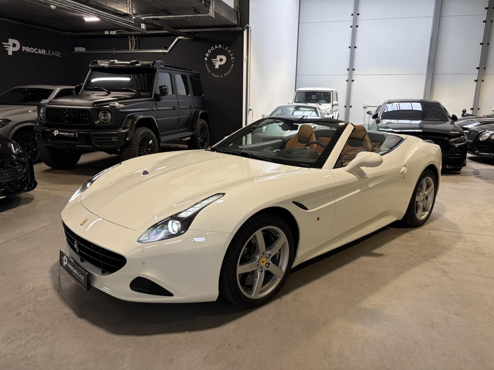 Ferrari California California T / 3.9 V8 / 4-Sitzer / (2015) - Photo 11