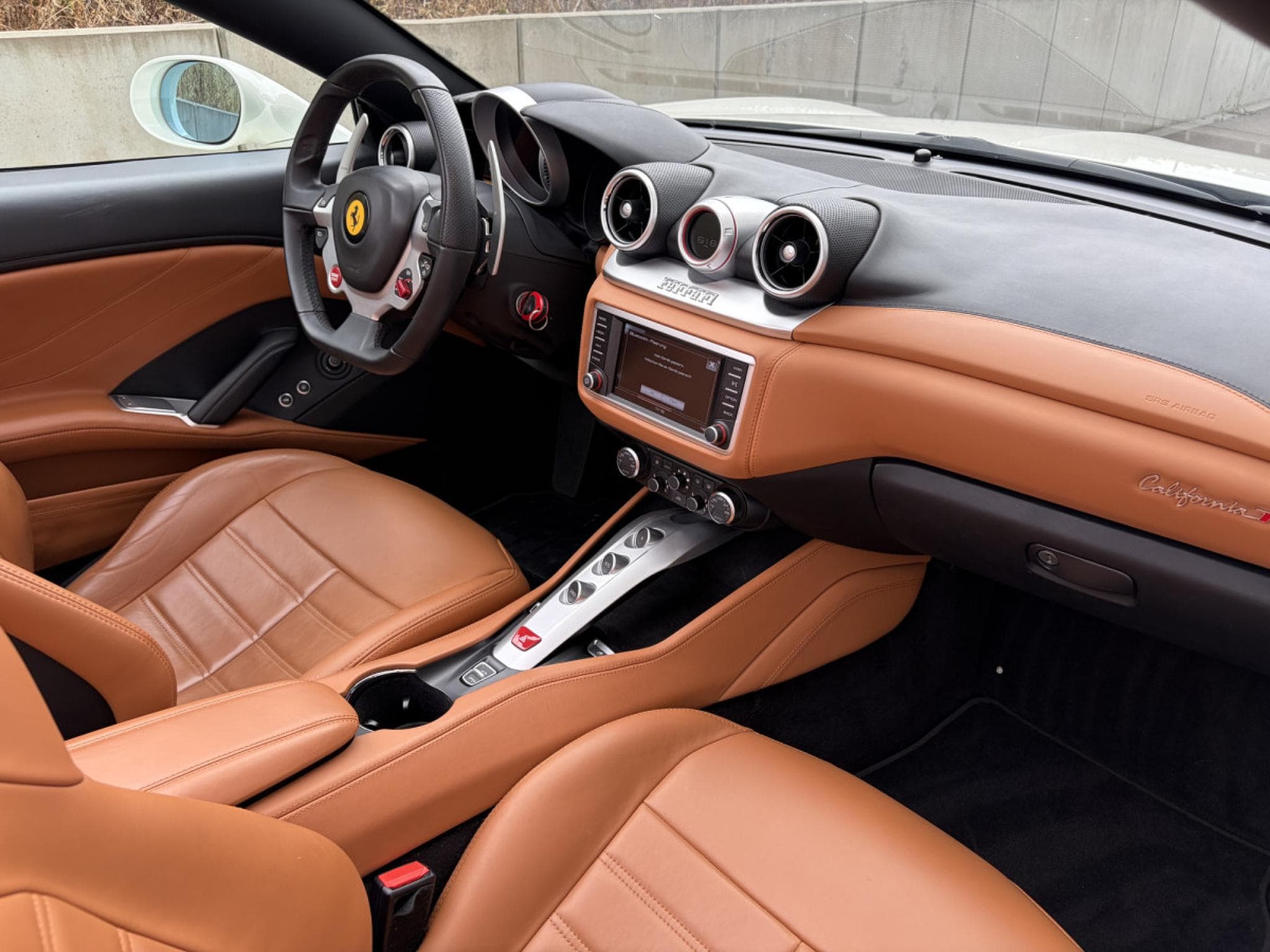 Ferrari California California T / 3.9 V8 / 4-Sitzer / (2015) - Photo 19