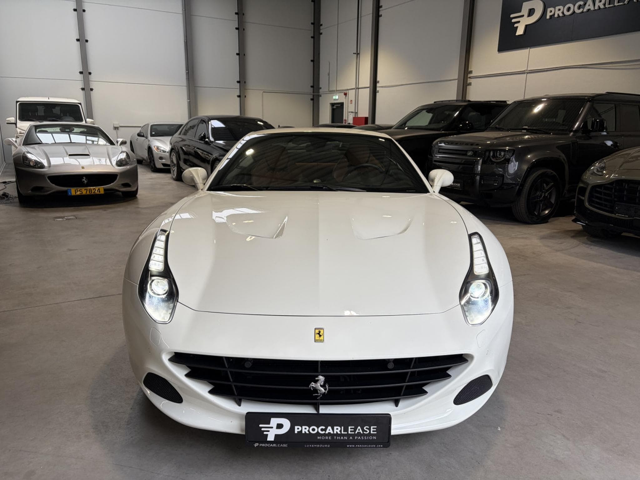 Ferrari California California T / 3.9 V8 / 4-Sitzer / (2015) - Photo 2
