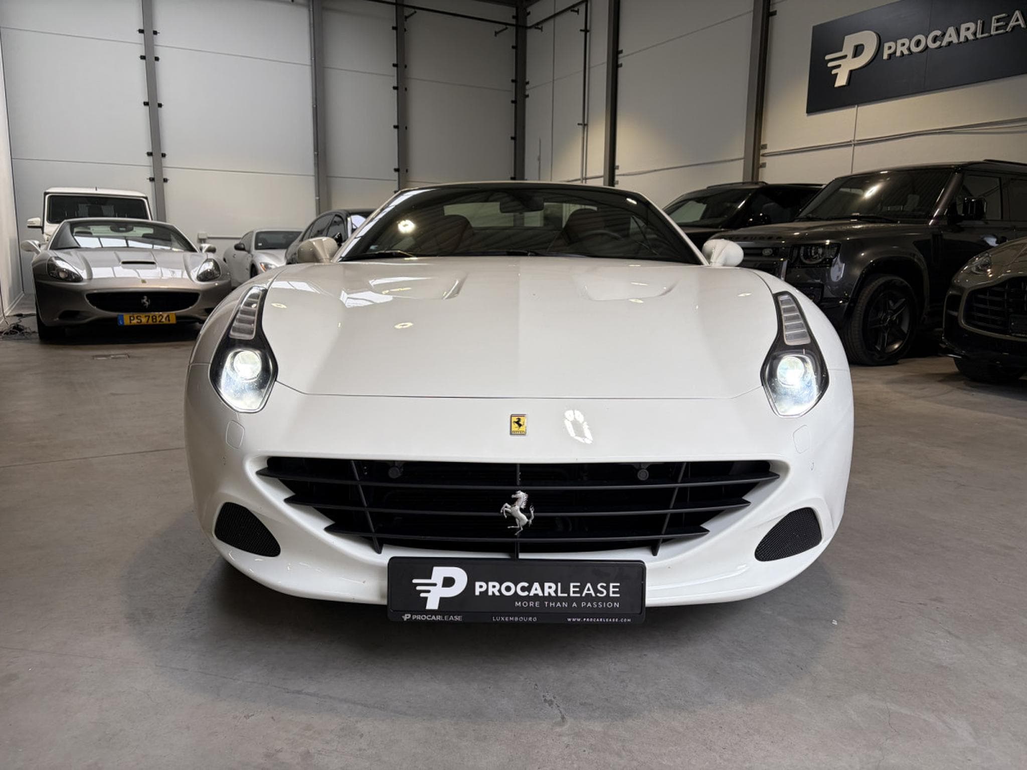 Ferrari California California T / 3.9 V8 / 4-Sitzer / (2015) - Photo 20