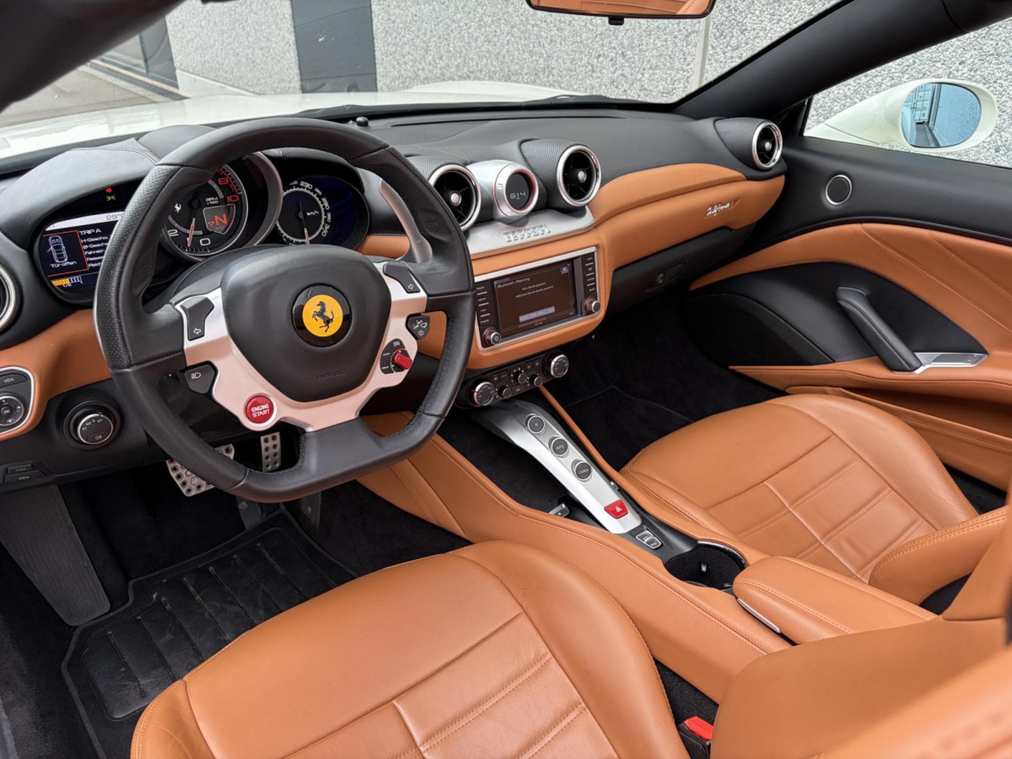 Ferrari California California T / 3.9 V8 / 4-Sitzer / (2015) - Photo 21