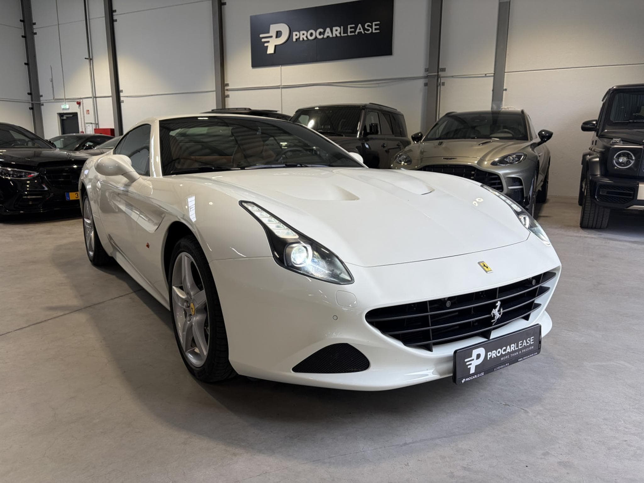 Ferrari California California T / 3.9 V8 / 4-Sitzer / (2015) - Photo 3