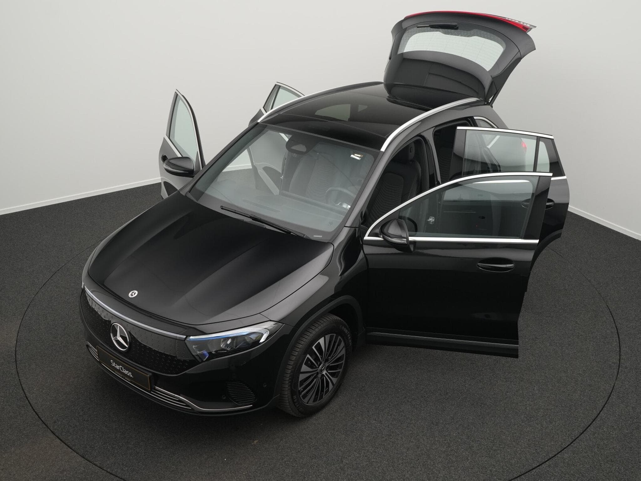 Mercedes EQA + Progressive LED+Pano+Totw+MBUX+Apple (2025) - Foto 12
