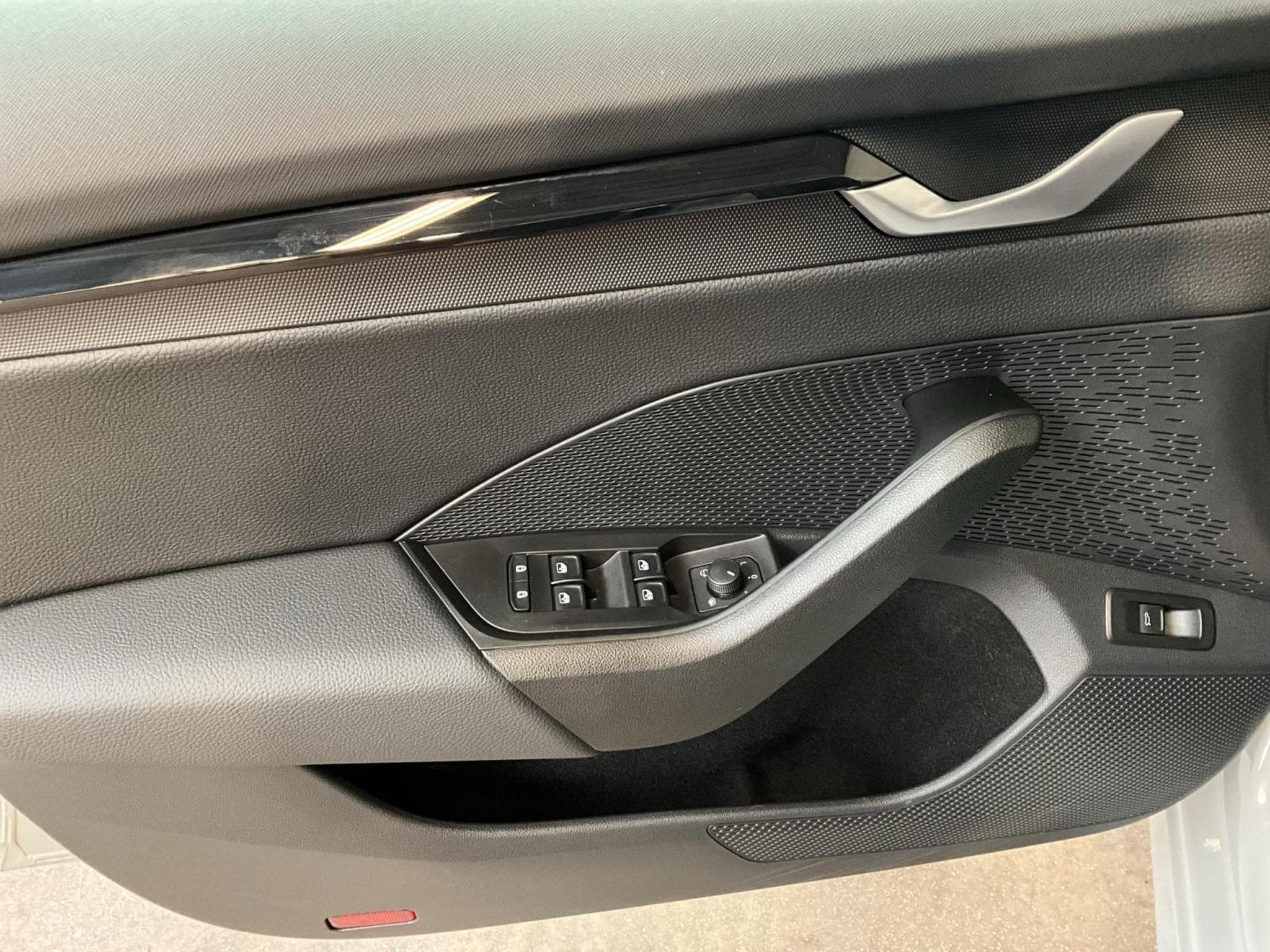 Skoda Octavia RS+DSG+P.Simply-Clever+LED (2025) - Foto 14