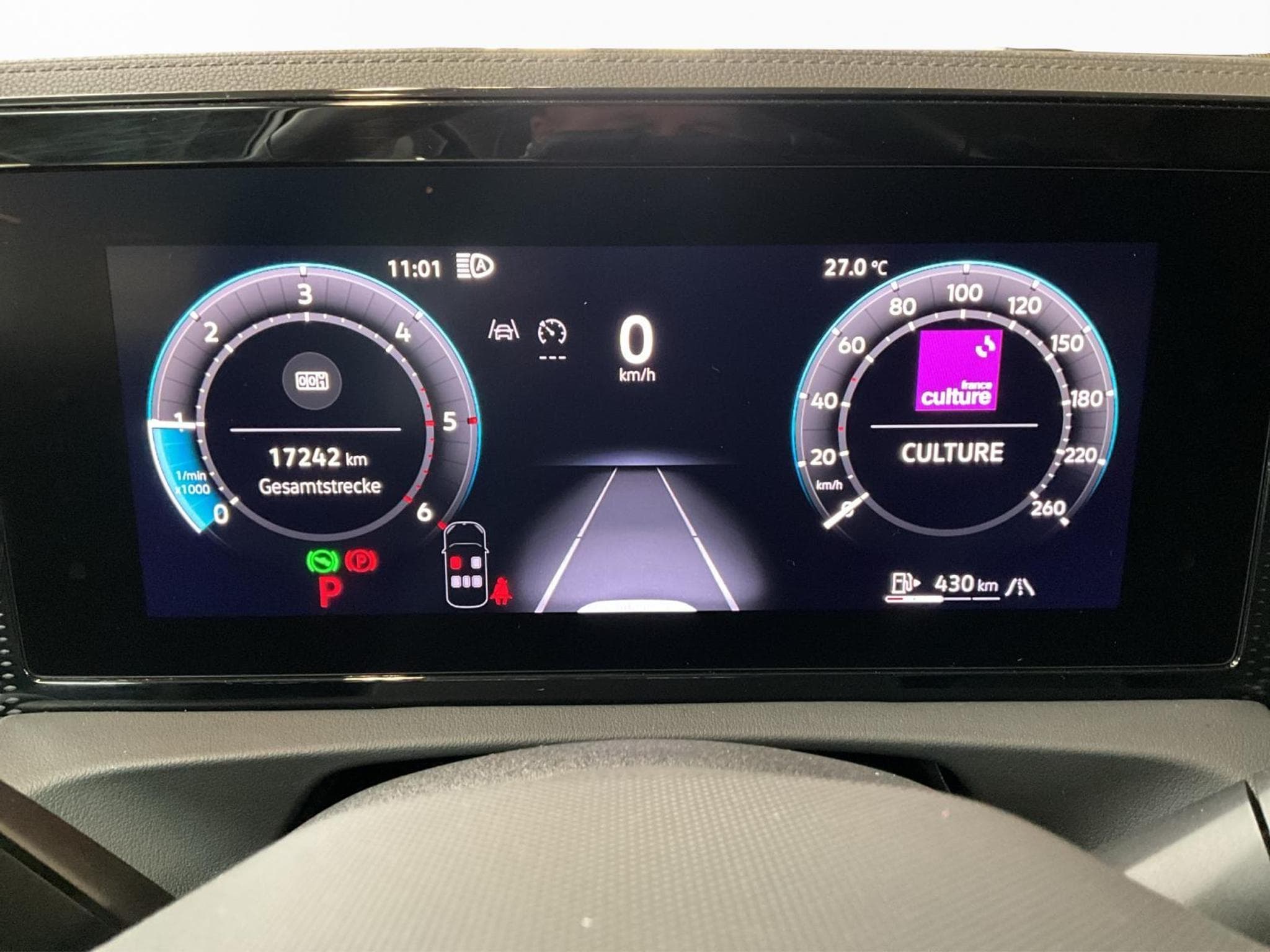 VW Tiguan Life+DSG+AHK+P.Infotainement+LED (2025) - Foto 11