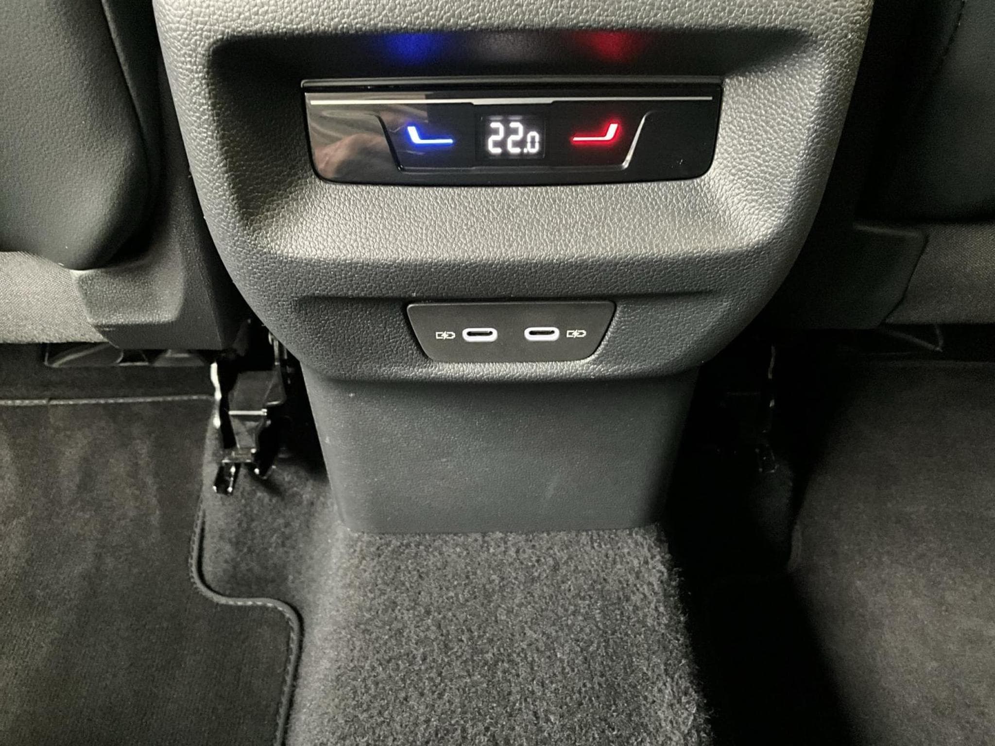 VW Tiguan Life+DSG+AHK+P.Infotainement+LED (2025) - Foto 21