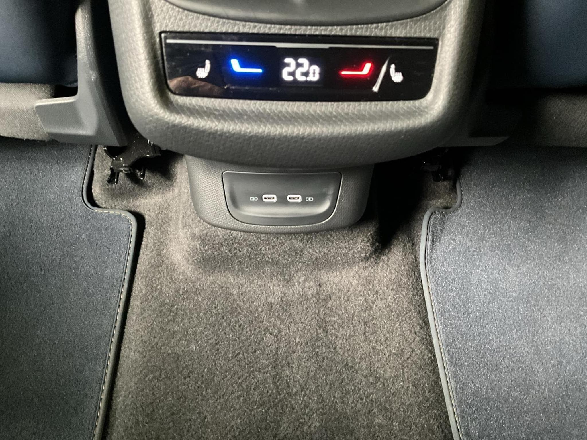 Cupra Tavascan 77kWh+VZ+4x4+LED+NAVI+P.Adrenaline (2024) - Foto 23