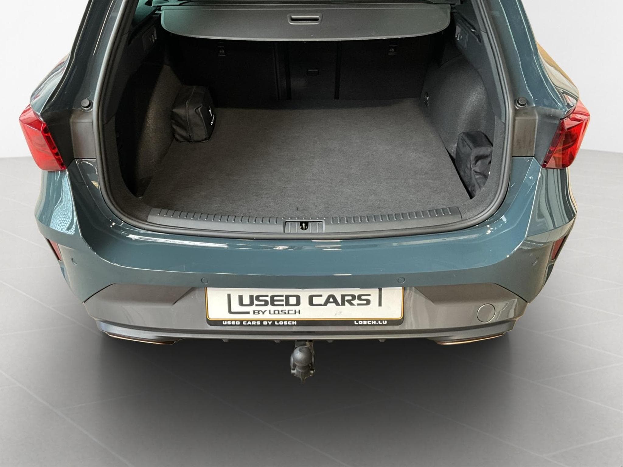 Cupra Leon ST+VZ+PHEV+DSG+Pure-Perf.+Prog.-Design+Int.-Drive+AHK (2025) - Foto 16