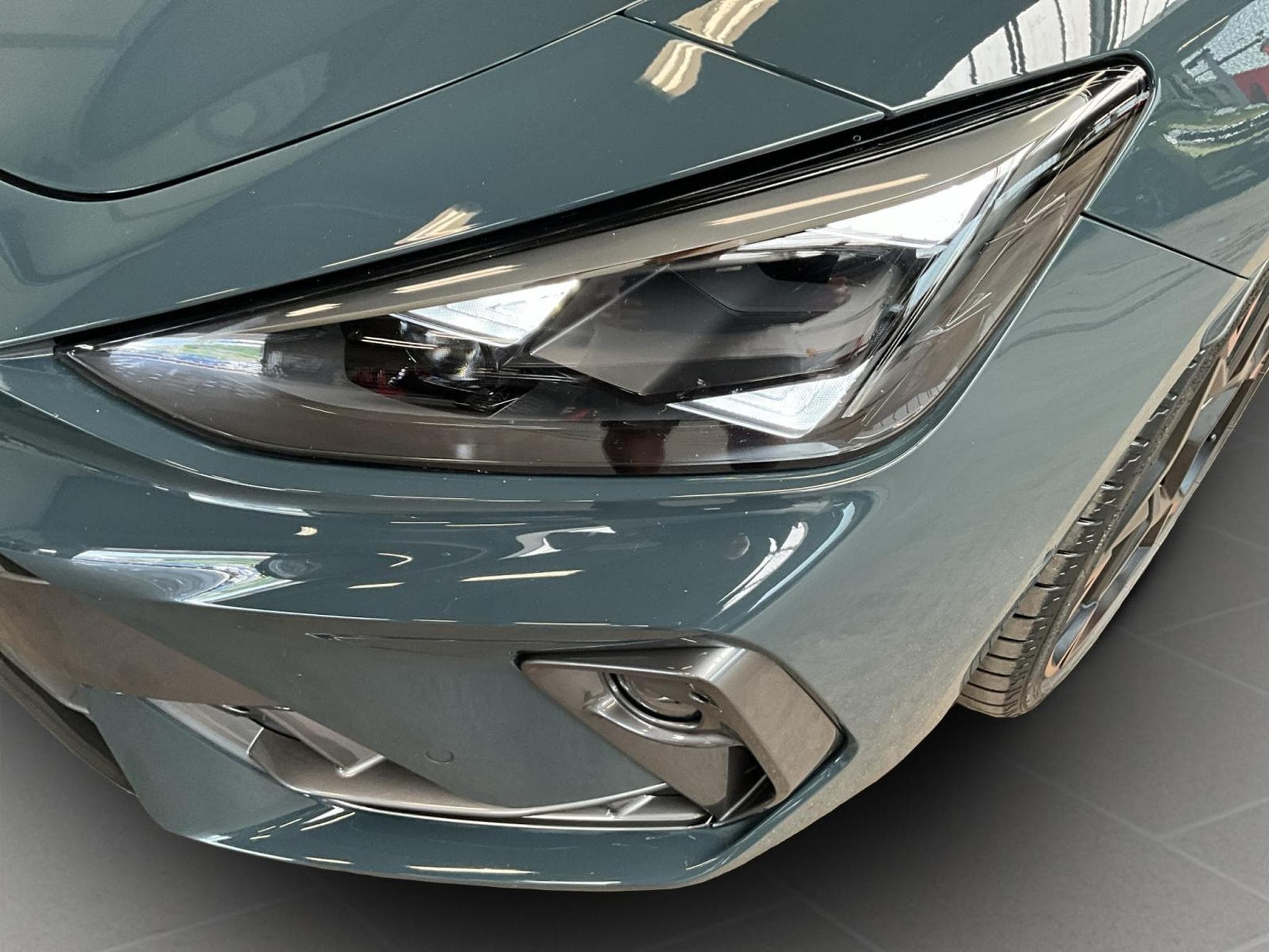 Cupra Leon ST+VZ+PHEV+DSG+Pure-Perf.+Prog.-Design+Int.-Drive+AHK (2025) - Foto 17