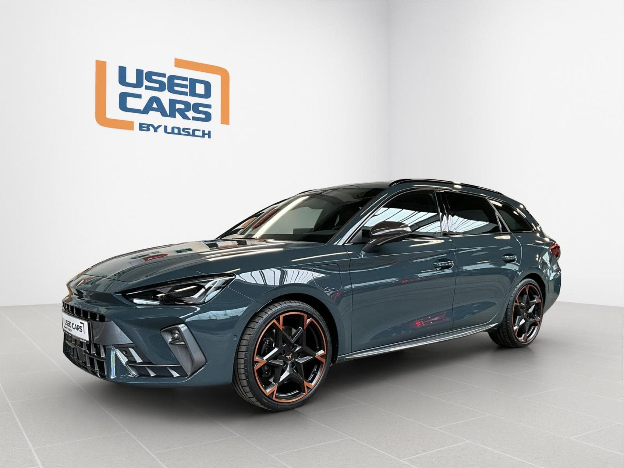 Cupra Leon ST+VZ+PHEV+DSG+Pure-Perf.+Prog.-Design+Int.-Drive+AHK (2025) - Foto 4