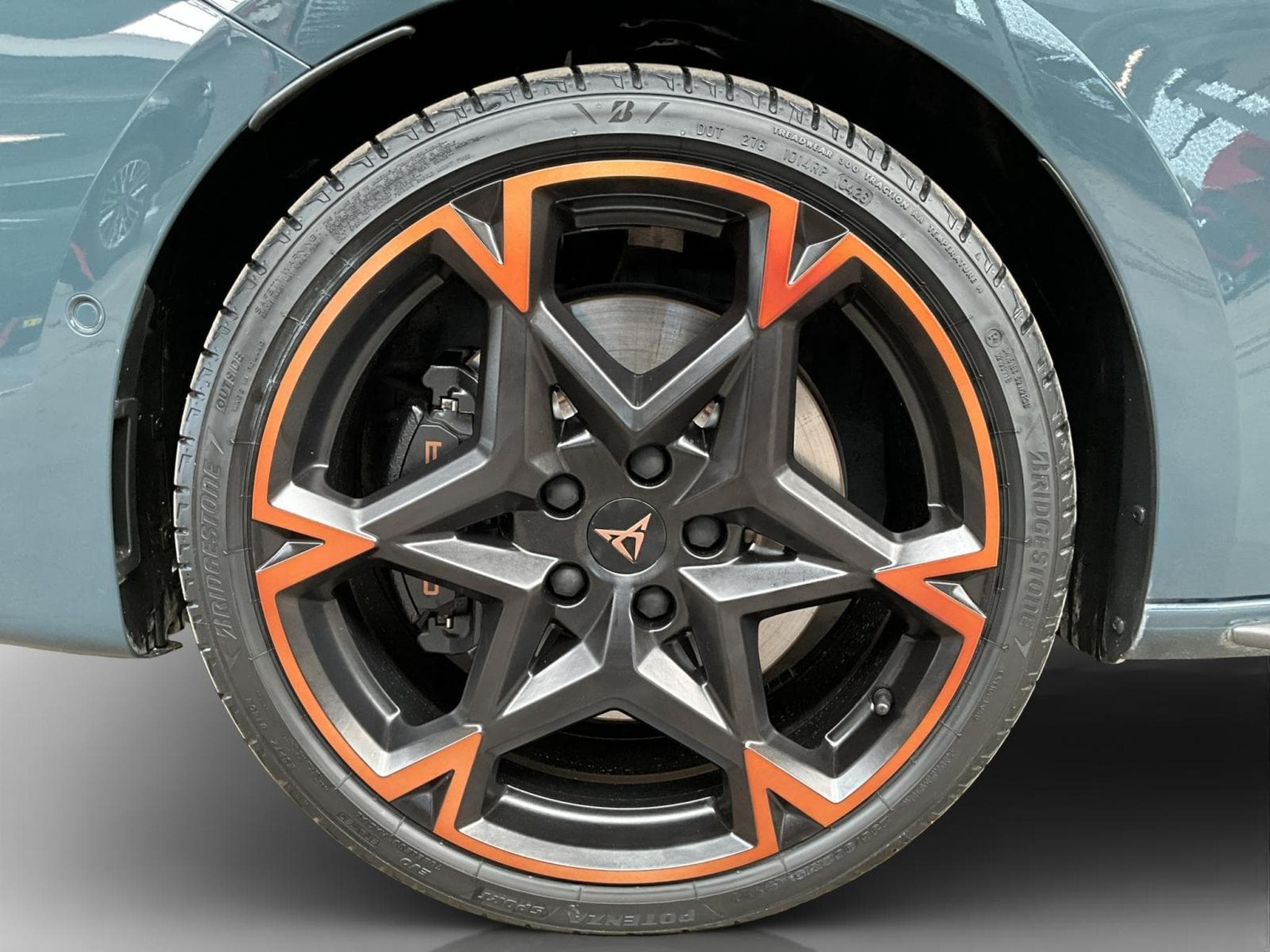 Cupra Leon ST+VZ+PHEV+DSG+Pure-Perf.+Prog.-Design+Int.-Drive+AHK (2025) - Foto 8