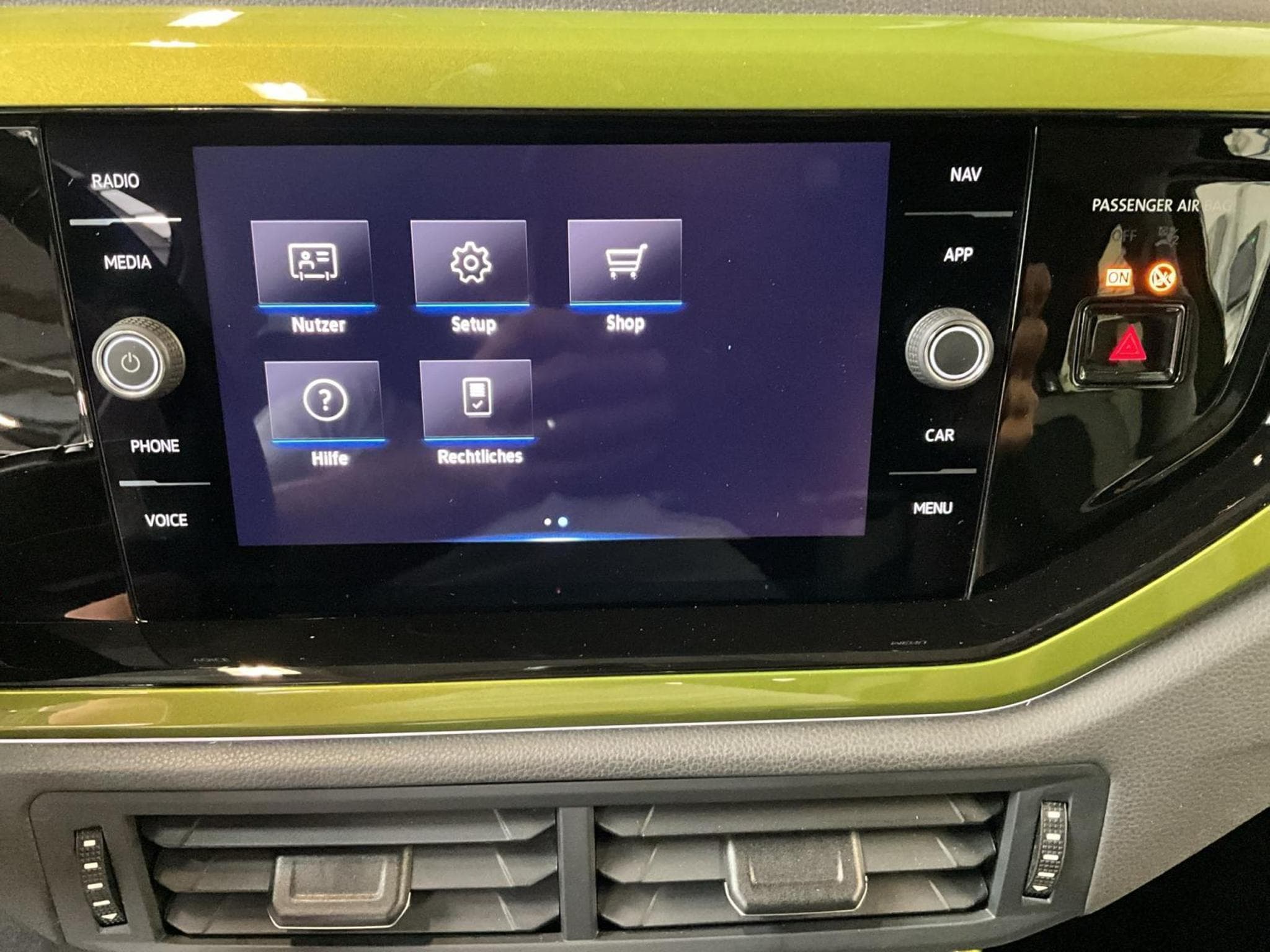 VW Taigo Style+DSG+IQ-Drive+P.Technik+RearView (2022) - Foto 18