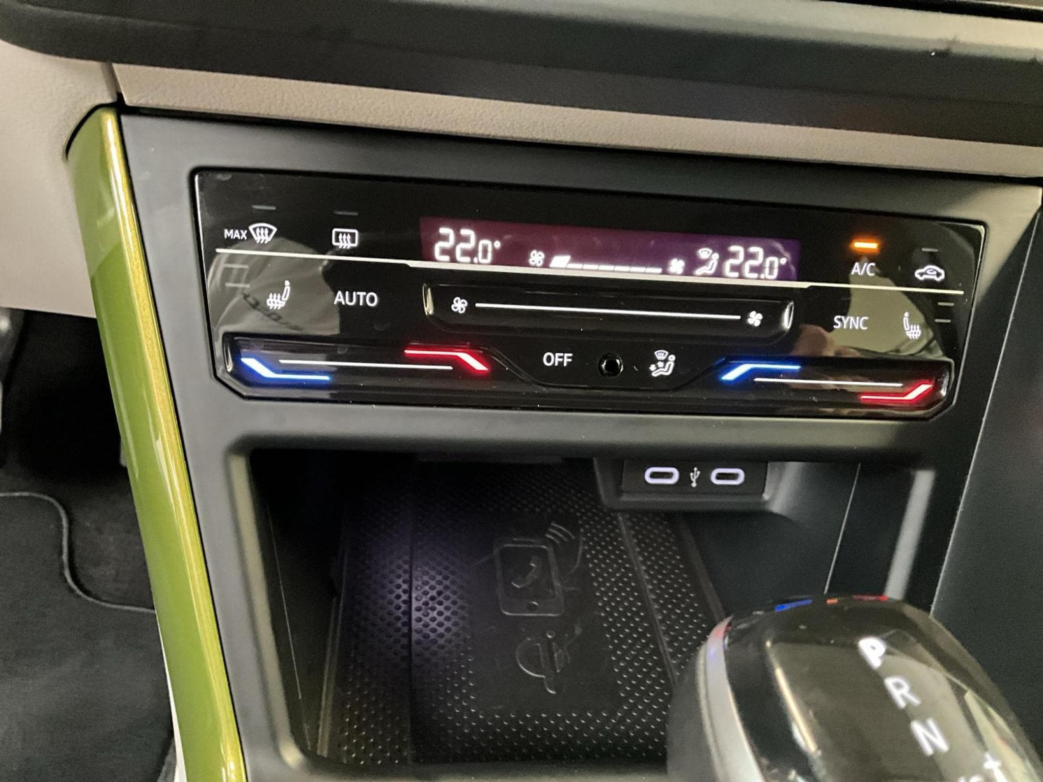 VW Taigo Style+DSG+IQ-Drive+P.Technik+RearView (2022) - Foto 19