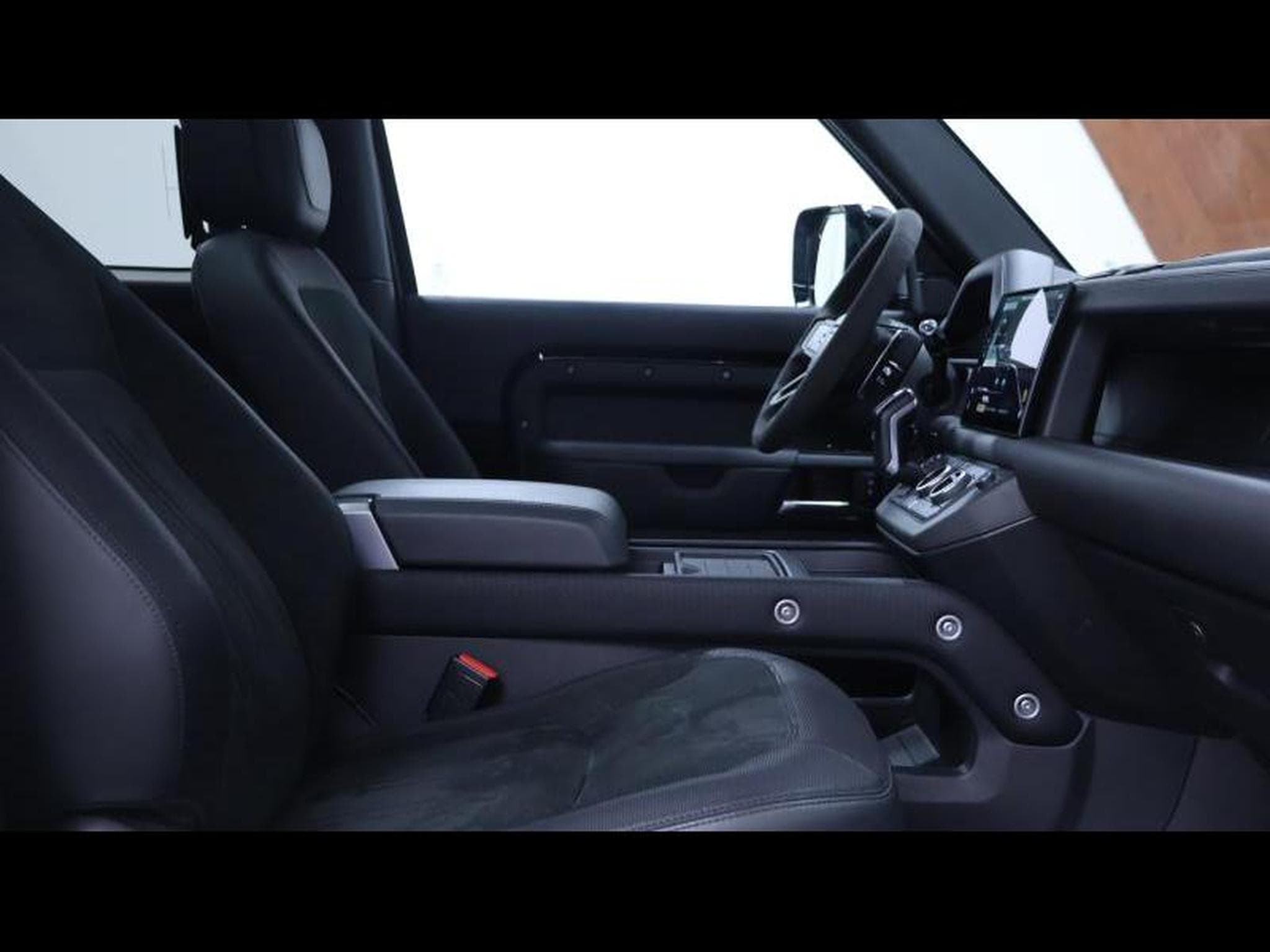 Land-Rover Defender 90 P525 V8 AWD Auto (2022) - Foto 11