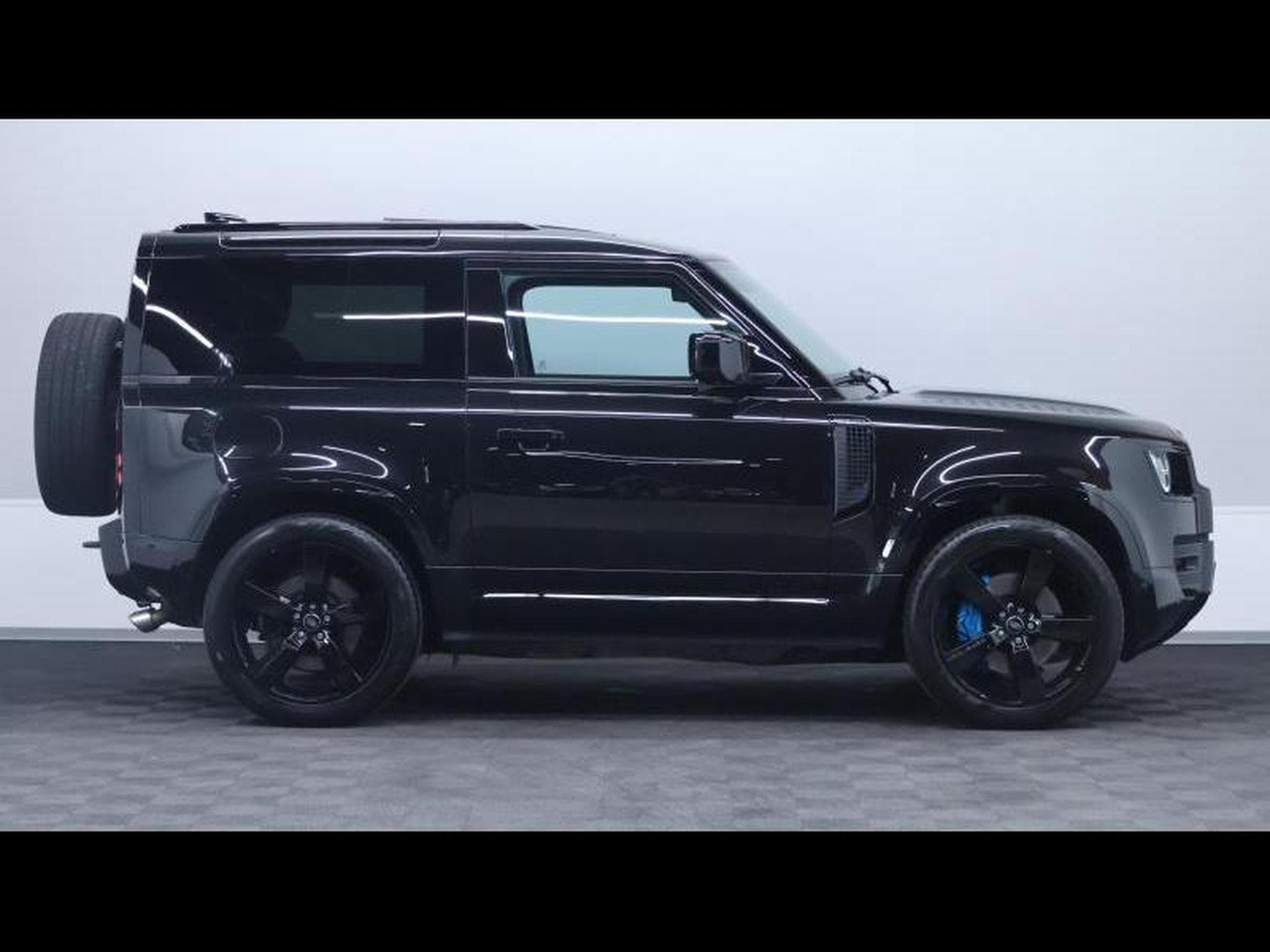 Land-Rover Defender 90 P525 V8 AWD Auto (2022) - Foto 4