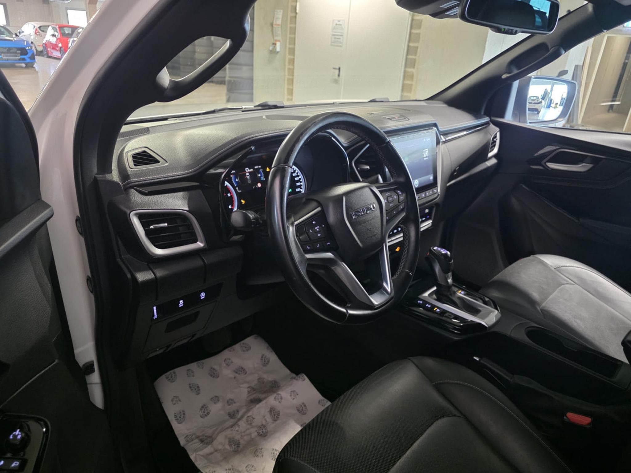 Isuzu D-Max Isuzu D-Max 1.9 TDI 163CV Auto 4X4 Cuir Gps (2022) - Foto 11