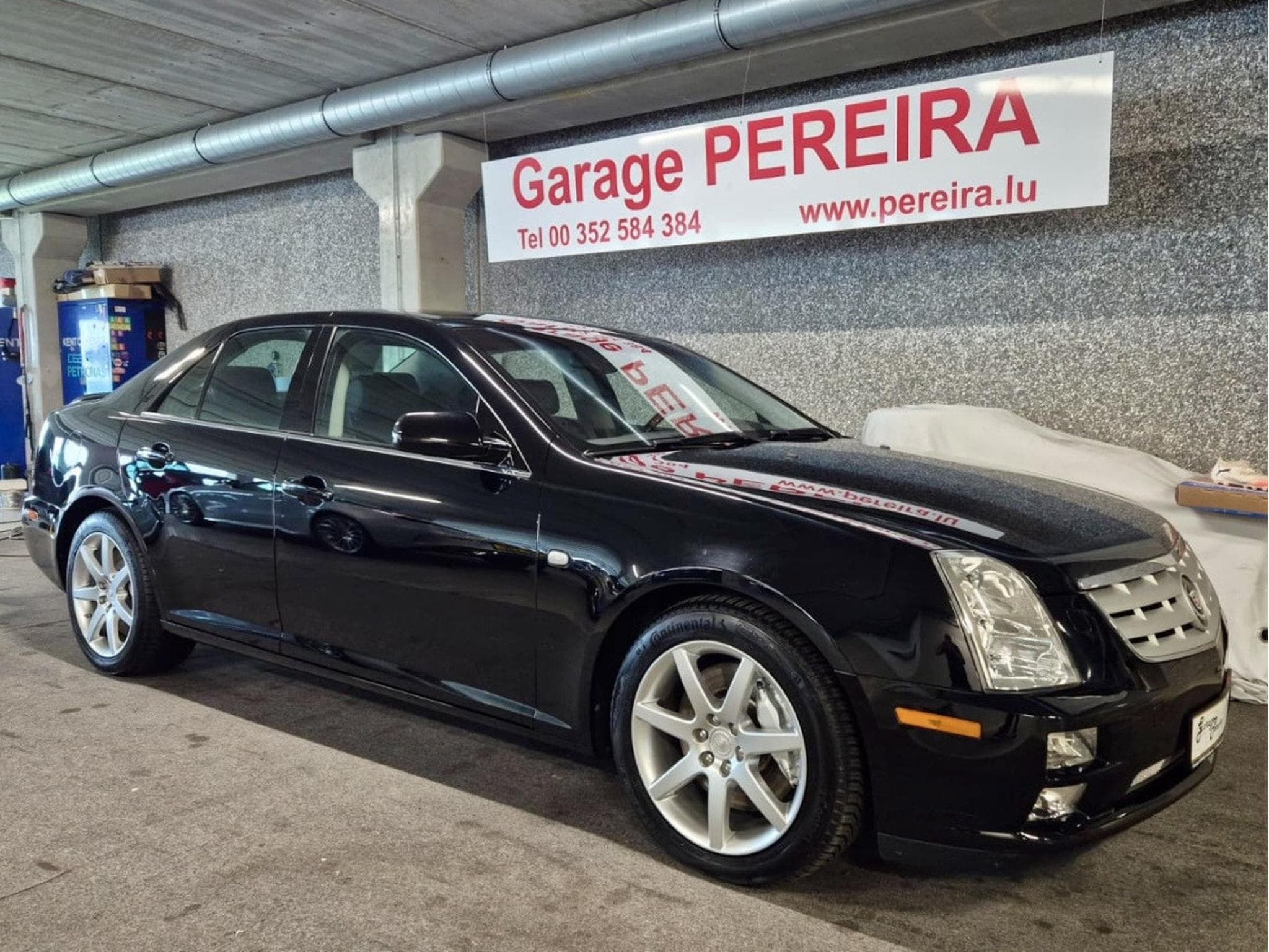 Cadillac STS 4.6 V8 HEAD UP BOSE CUIR NAVI EUROPA COC (2010) - Foto 2