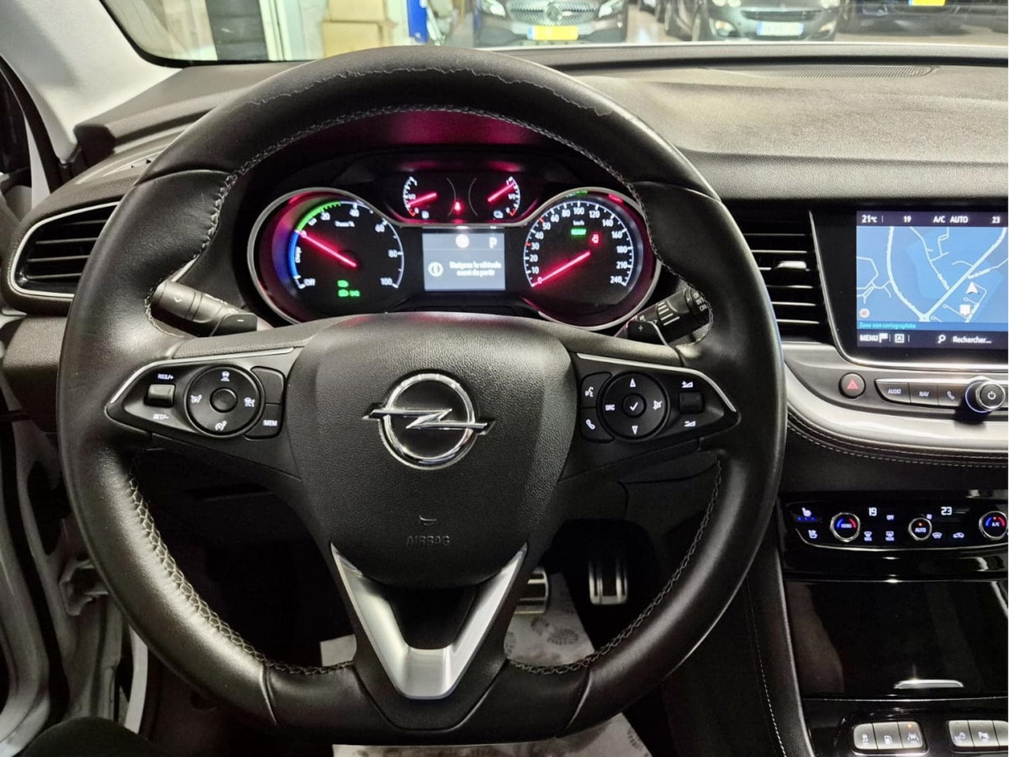 Opel Grandland ULTIMATE PHEV NAVI 360CAM CUIR 1 HAND (2021) - Foto 7