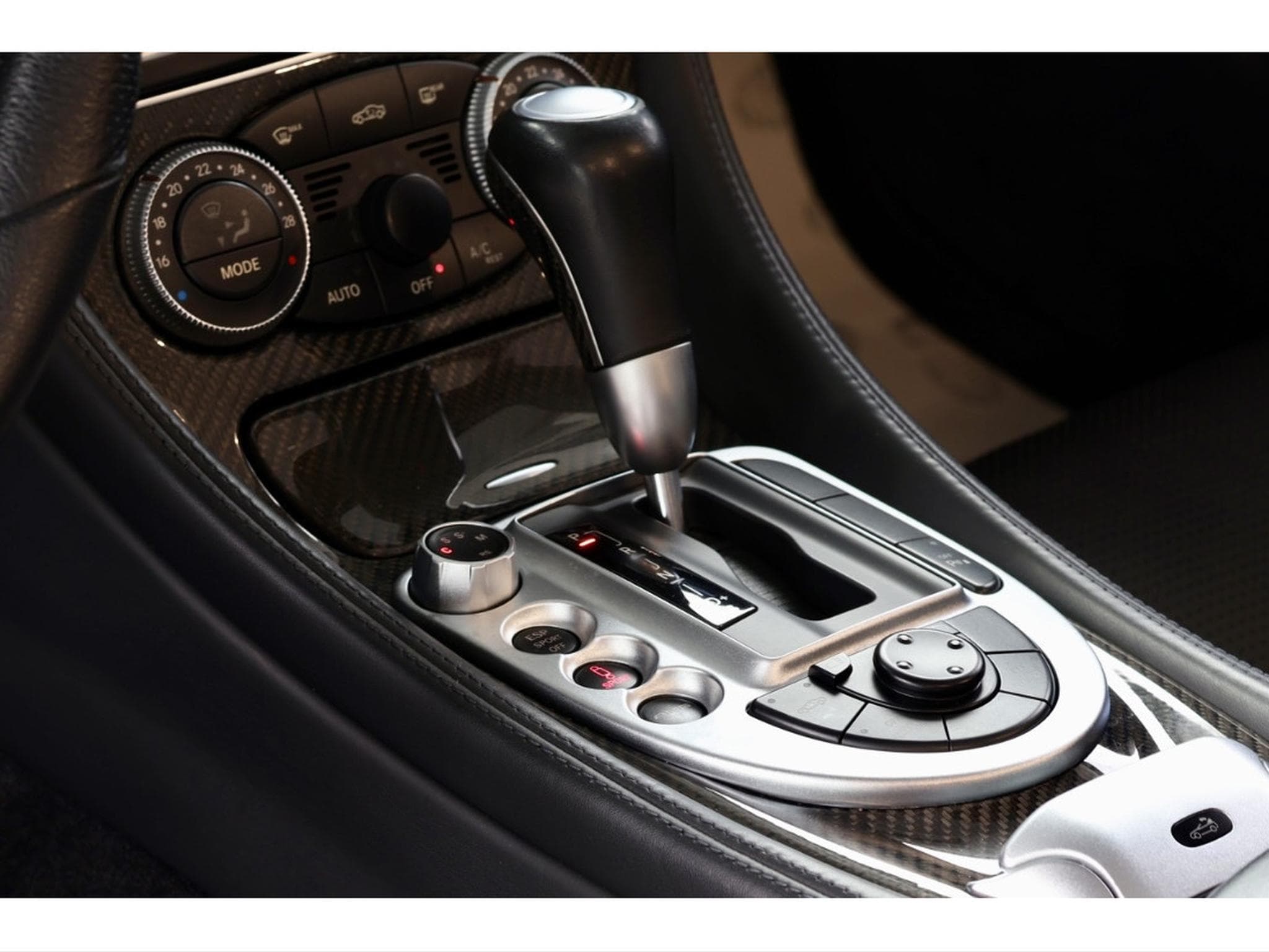 Mercedes SL 63 AMG ROADSTER V8 CARBON AIRSCARF CUIR NAVI (2008) - Foto 6