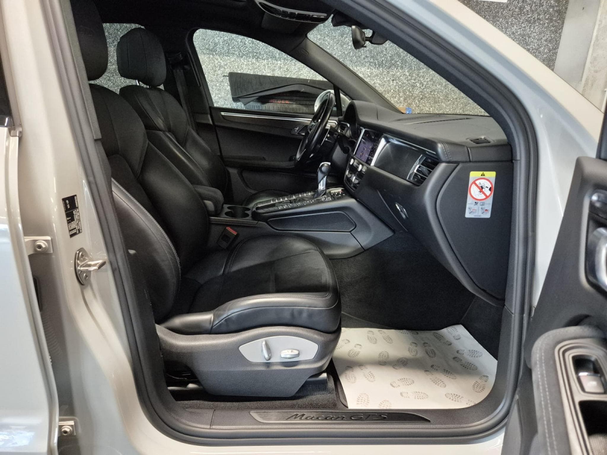 Porsche Macan 2.9 GTS PANO CUIR NAVI (2021) - Foto 4