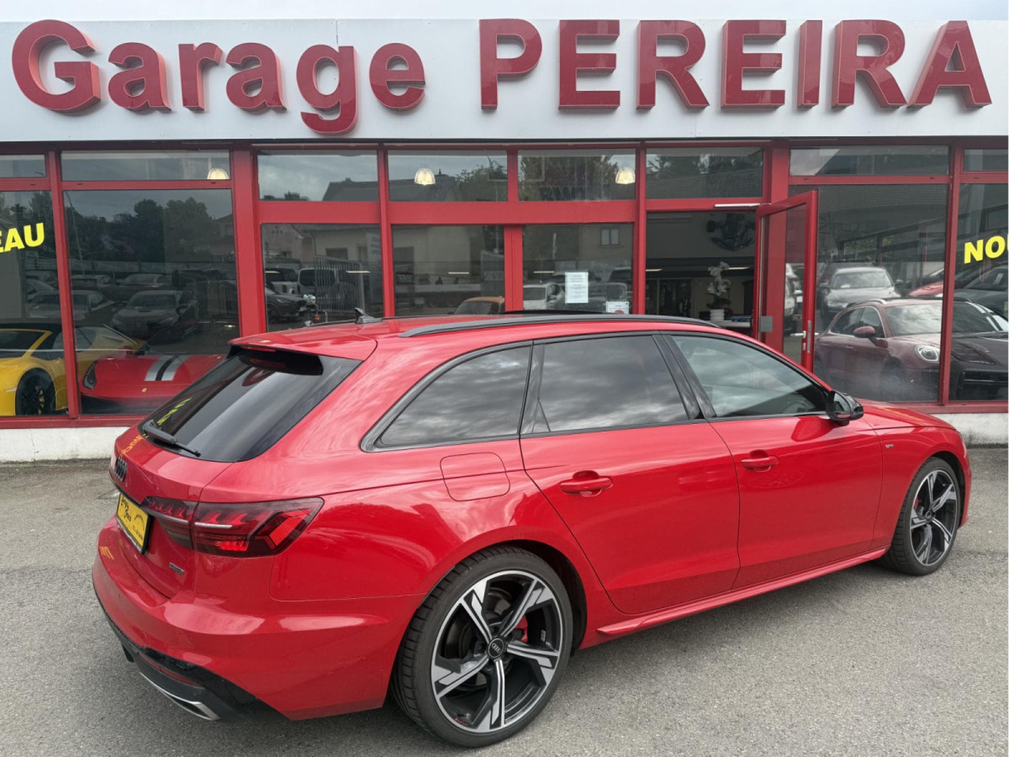 Audi A4 Avant 2.0 TDI 204 CV Quattro 3X S-line Navi Pano 1Main (2021) - Foto 3
