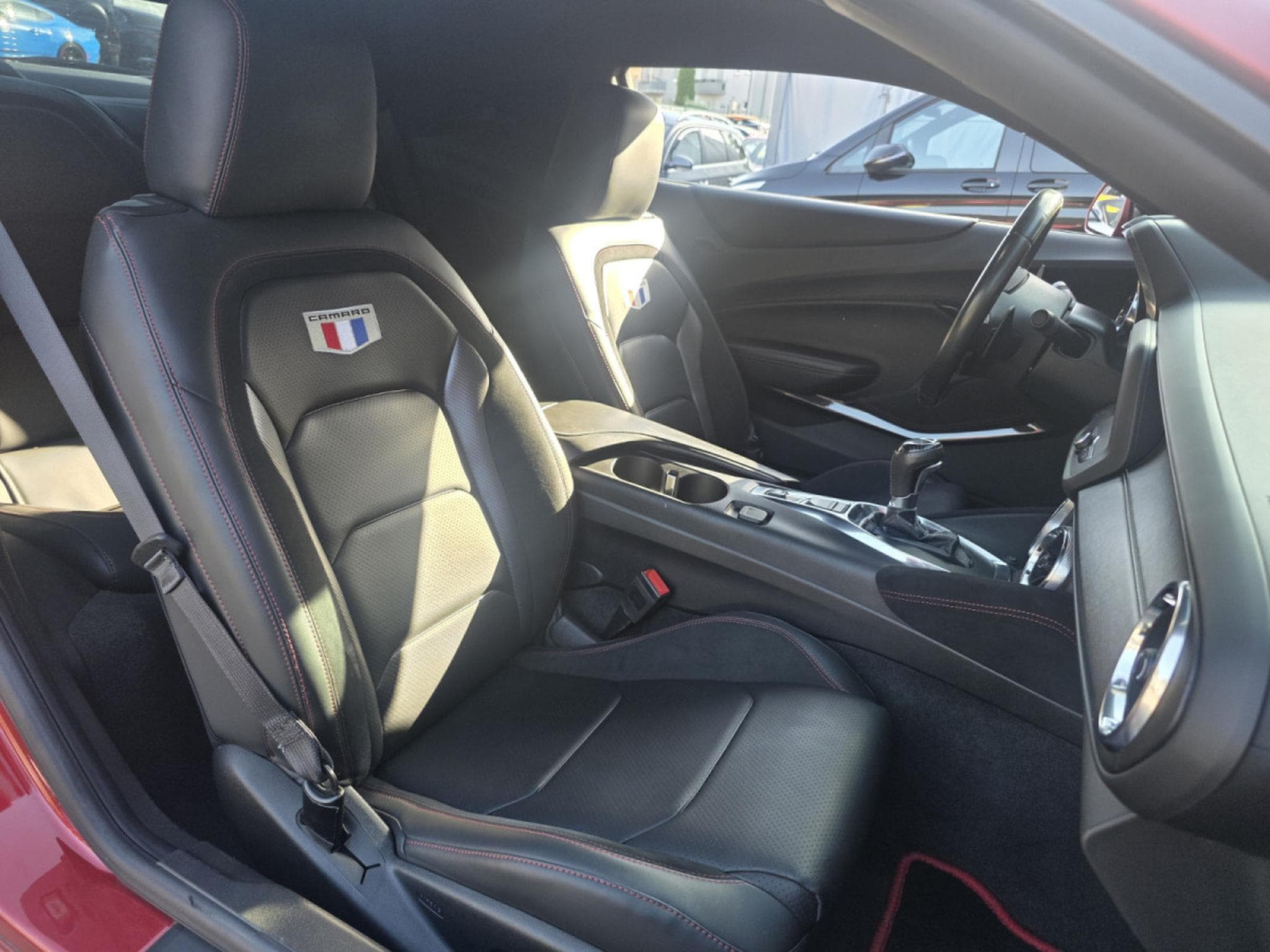 Chevrolet Camaro 2.0 COUPE AUTO CUIR NAVI (2021) - Photo 6