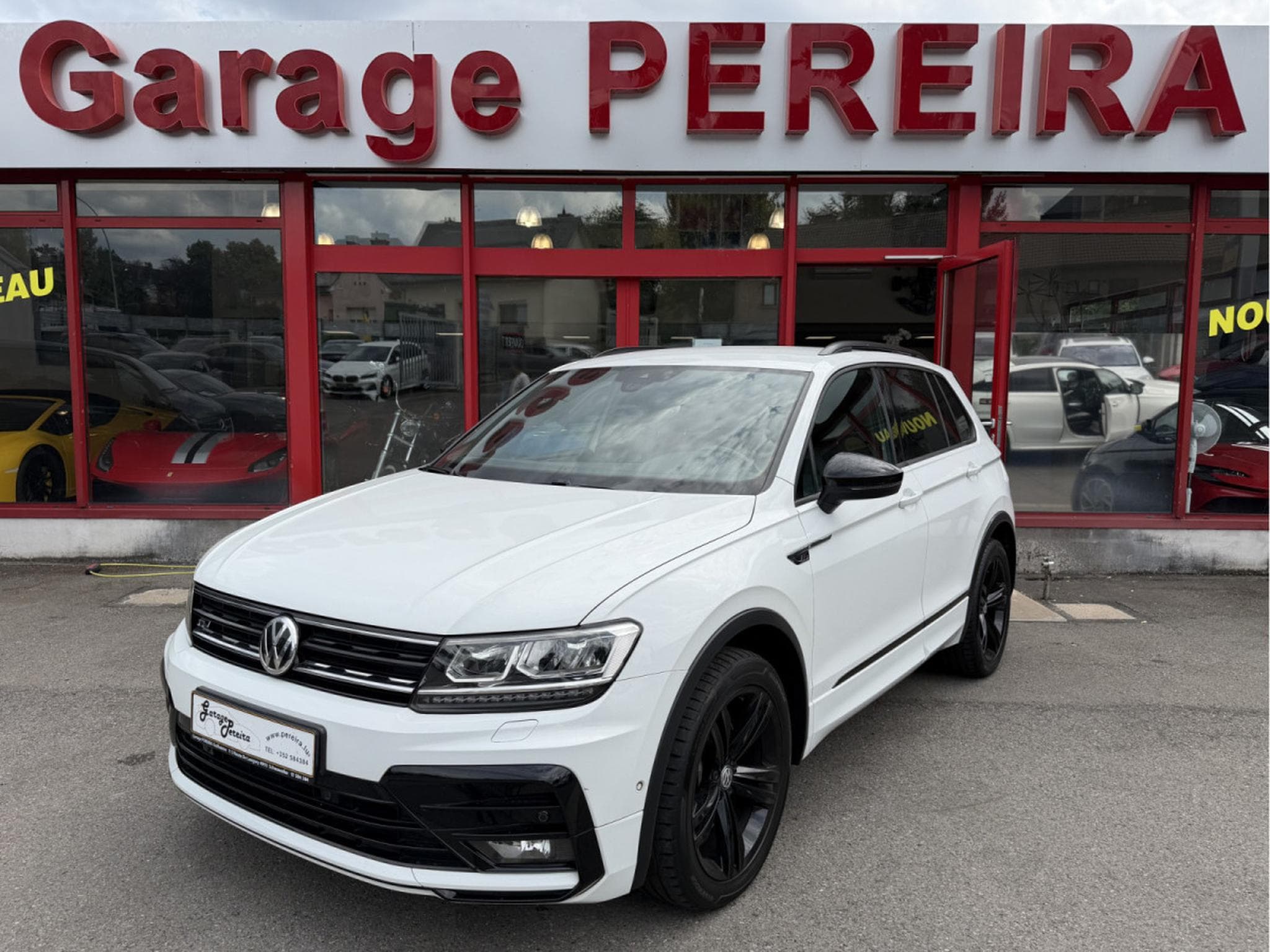 VW Tiguan 2.0 TSI 190 DSG 4MOTION 3X R-LINE CUIR NAVI (2020) - Photo 2