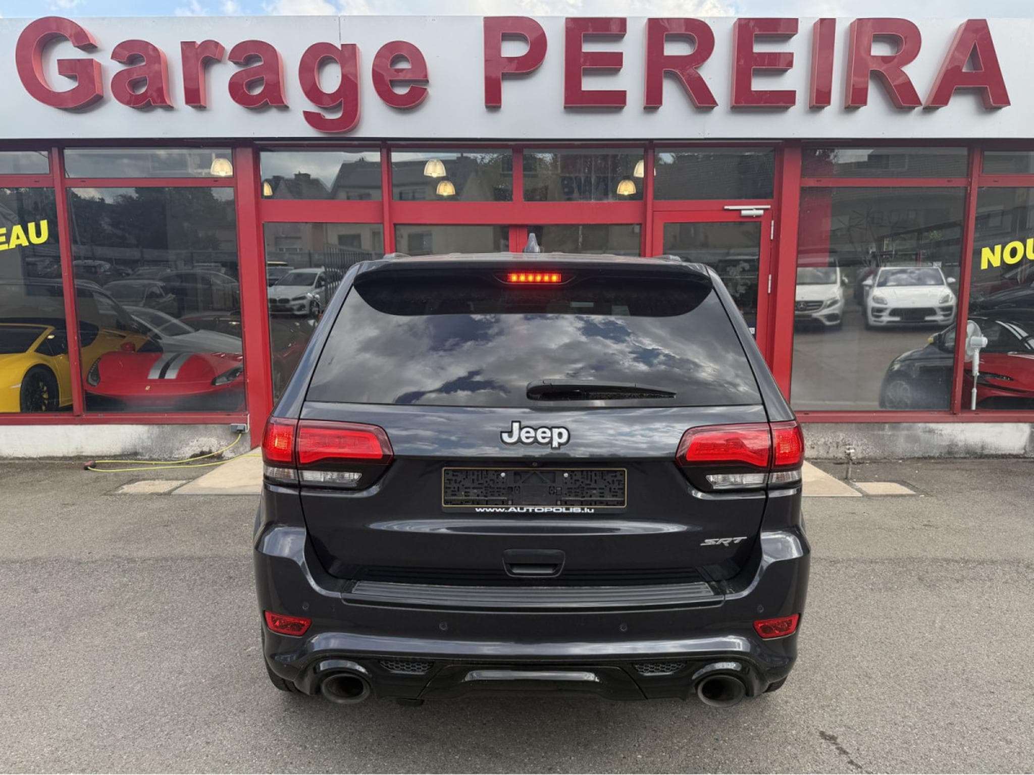 Jeep Cherokee 6.4l V8 HEMI SRT EUROPA COC HARMAN KARDON PANO CUIR NAVI 1 H (2015) - Photo 4