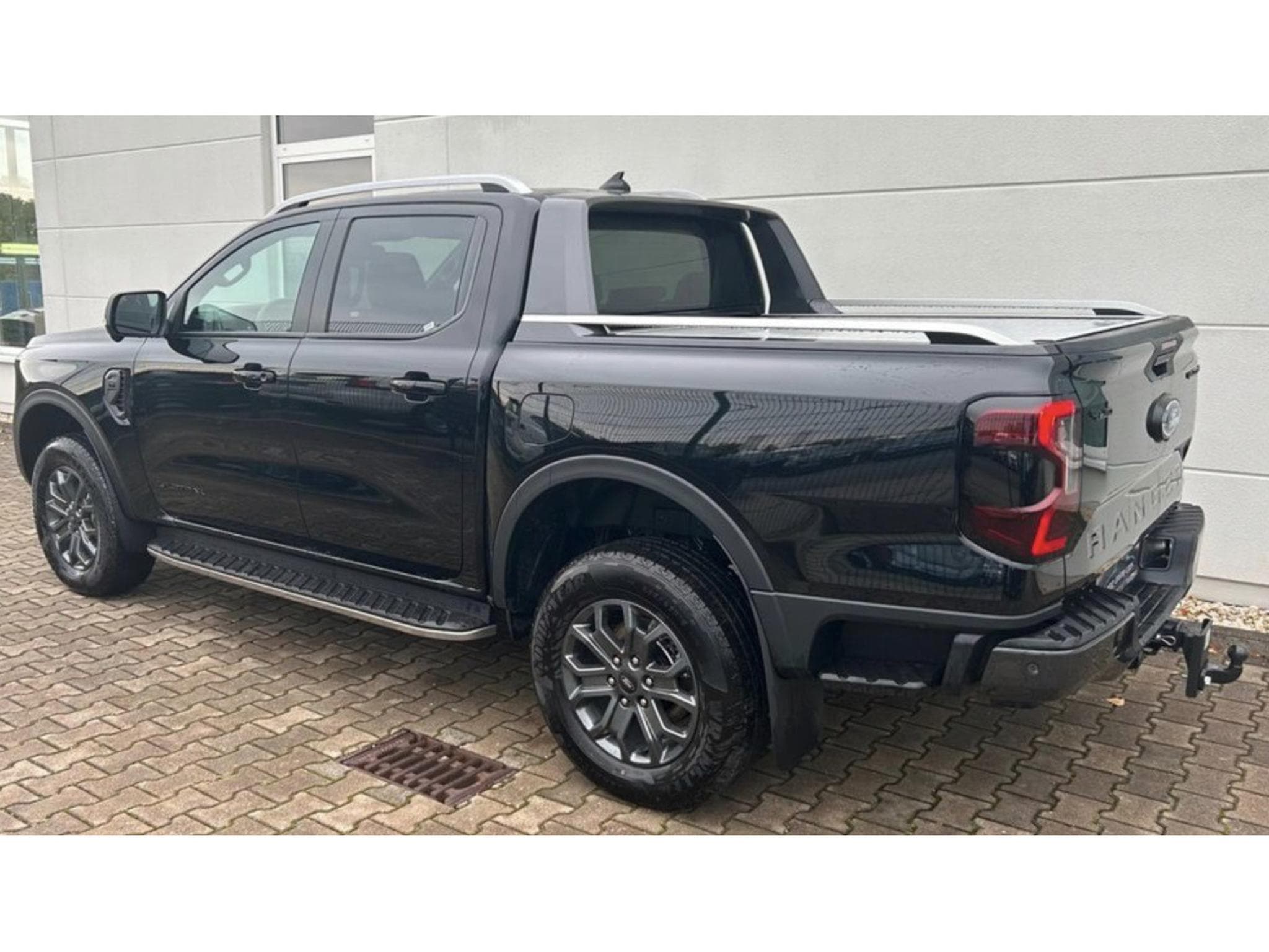 Ford Ranger FORD Ranger Wildtrak 2l Aut. DoKa e.Rollo 5 J.Garanti (2026) - Foto 3