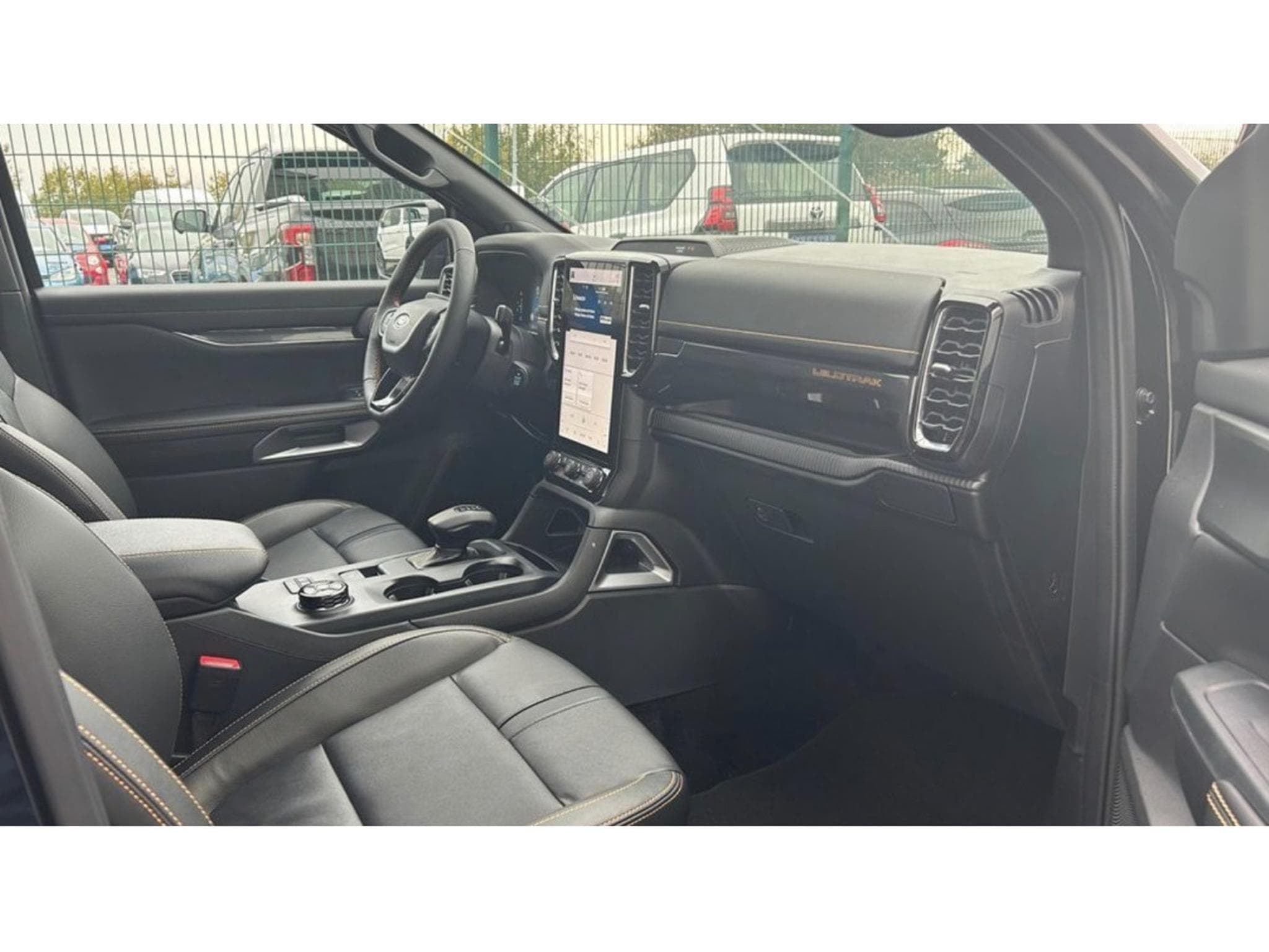 Ford Ranger FORD Ranger Wildtrak 2l Aut. DoKa e.Rollo 5 J.Garanti (2026) - Foto 6
