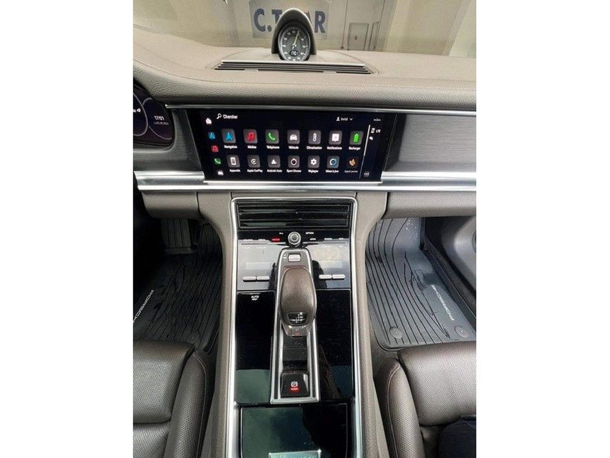 Porsche Panamera 4 E-Hybrid Platinum Edition (2022) - Photo 8