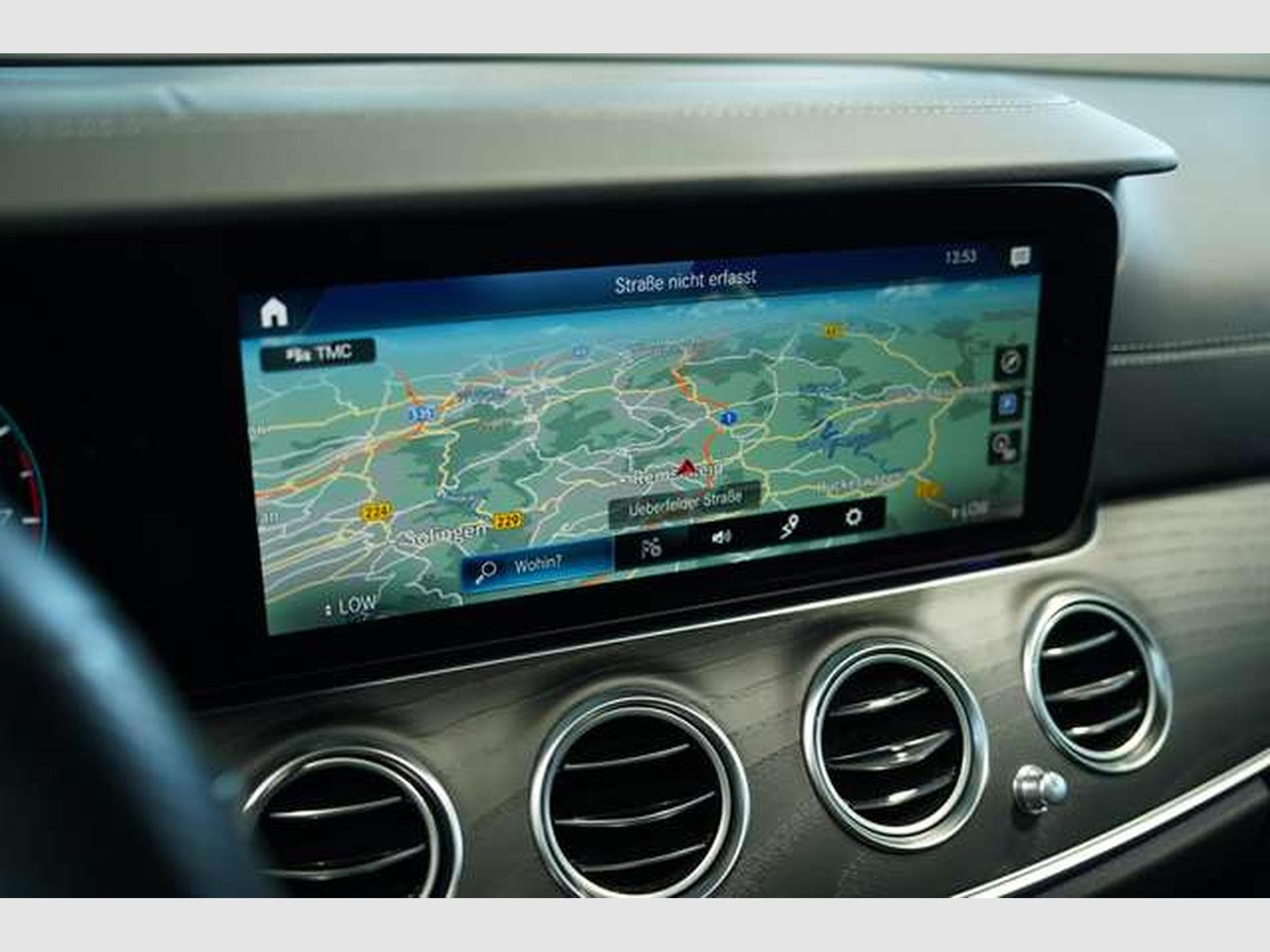 Mercedes E 450 4M AMG Line Limousine *2.H *20 *GSD *LUFT (2021) - Photo 31