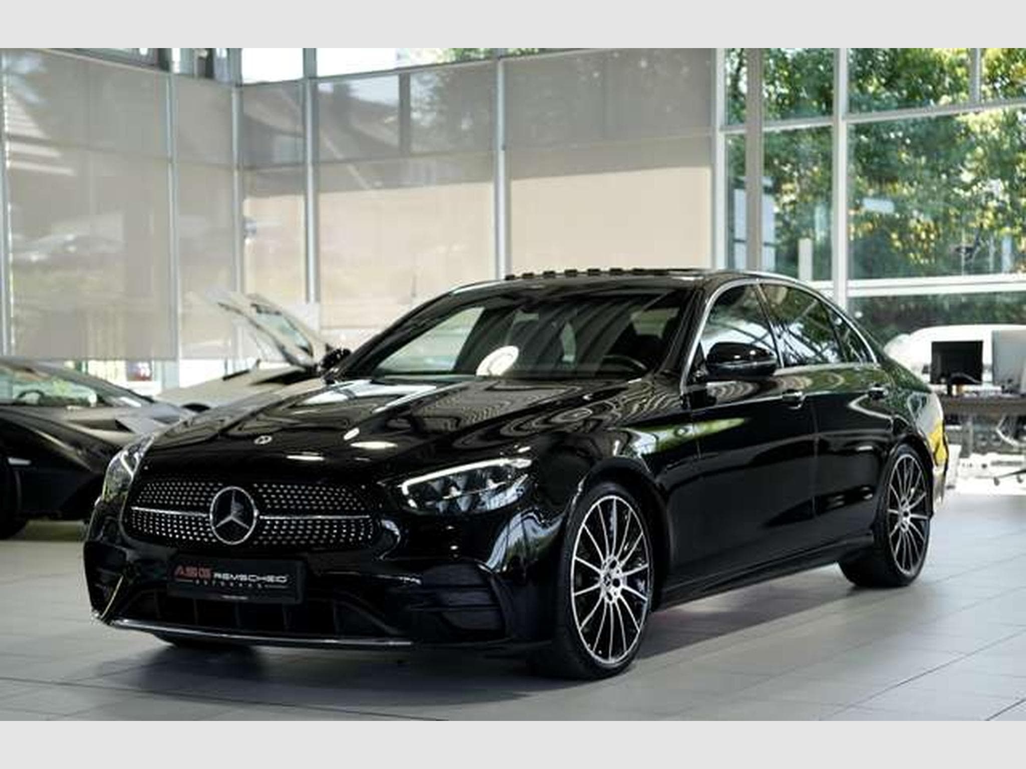 Mercedes E 450 4M AMG Line Limousine *2.H *20 *GSD *LUFT (2021) - Photo 9
