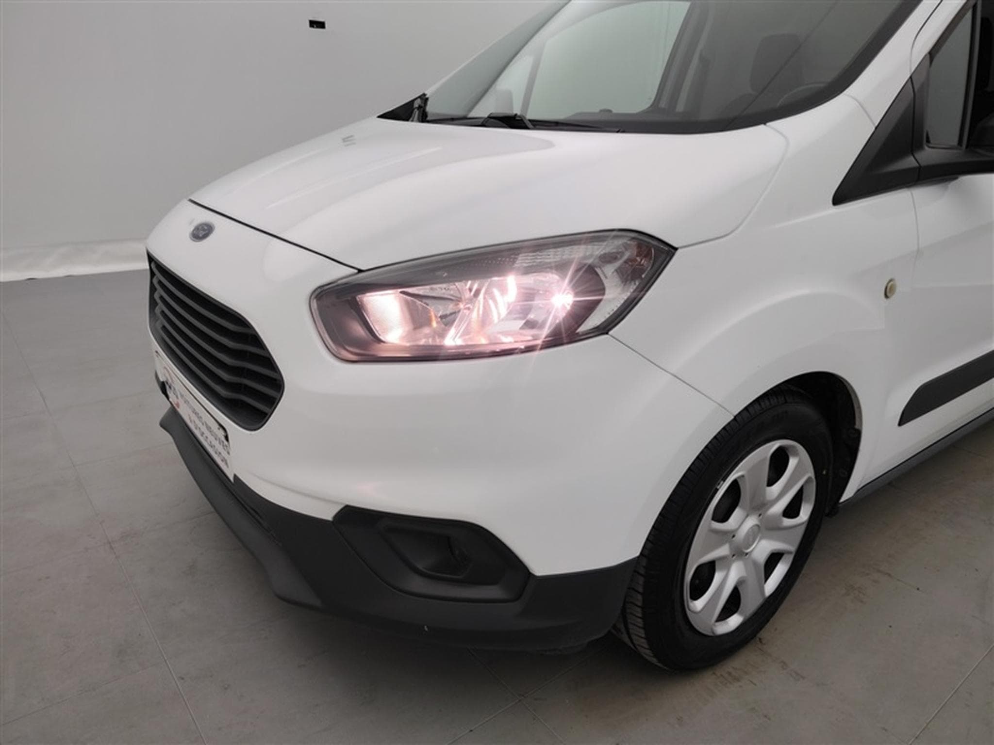 Ford Transit 1.0 EcoBoost Trend (2021) - Photo 15