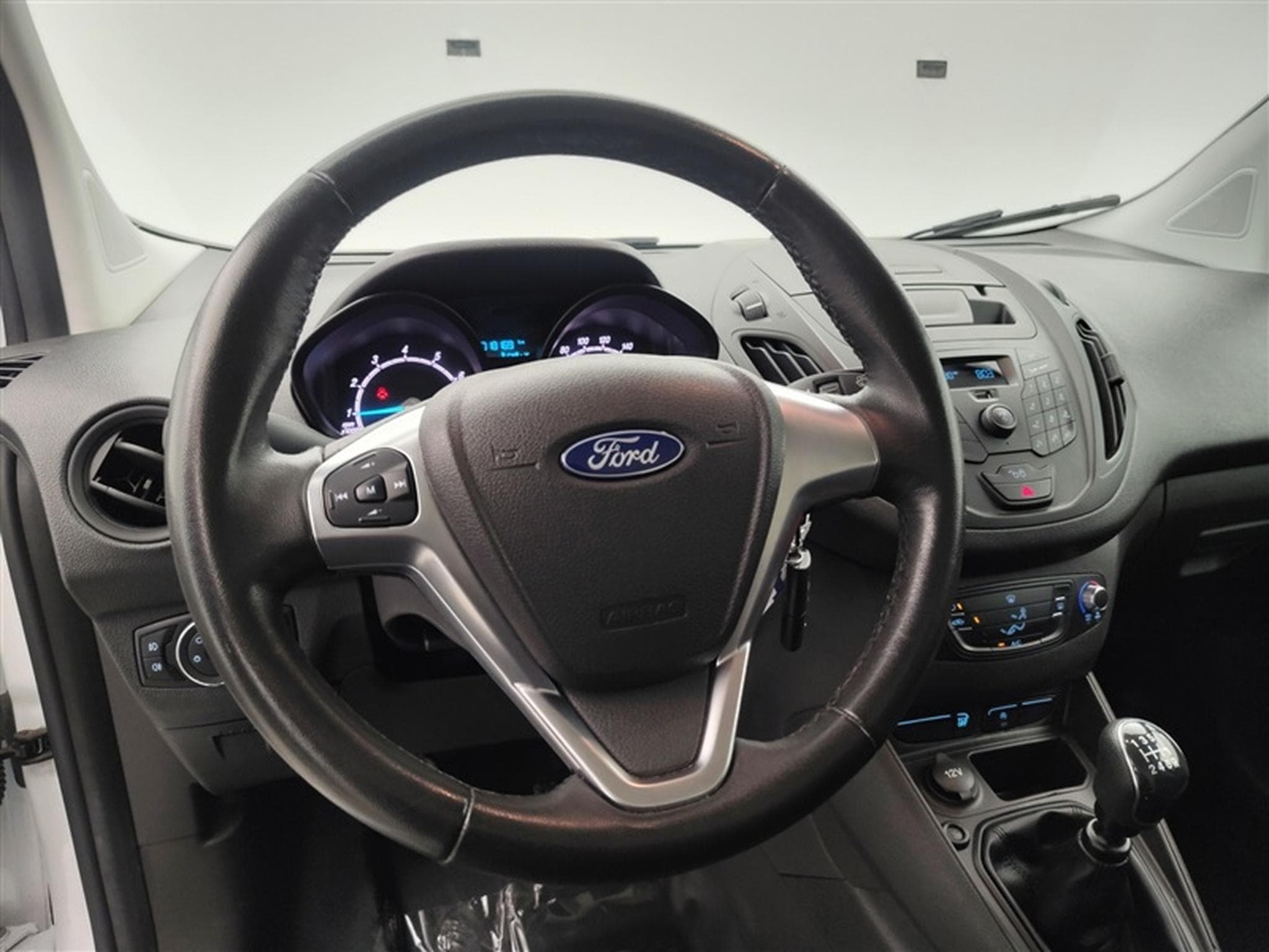 Ford Transit 1.0 EcoBoost Trend (2021) - Photo 9