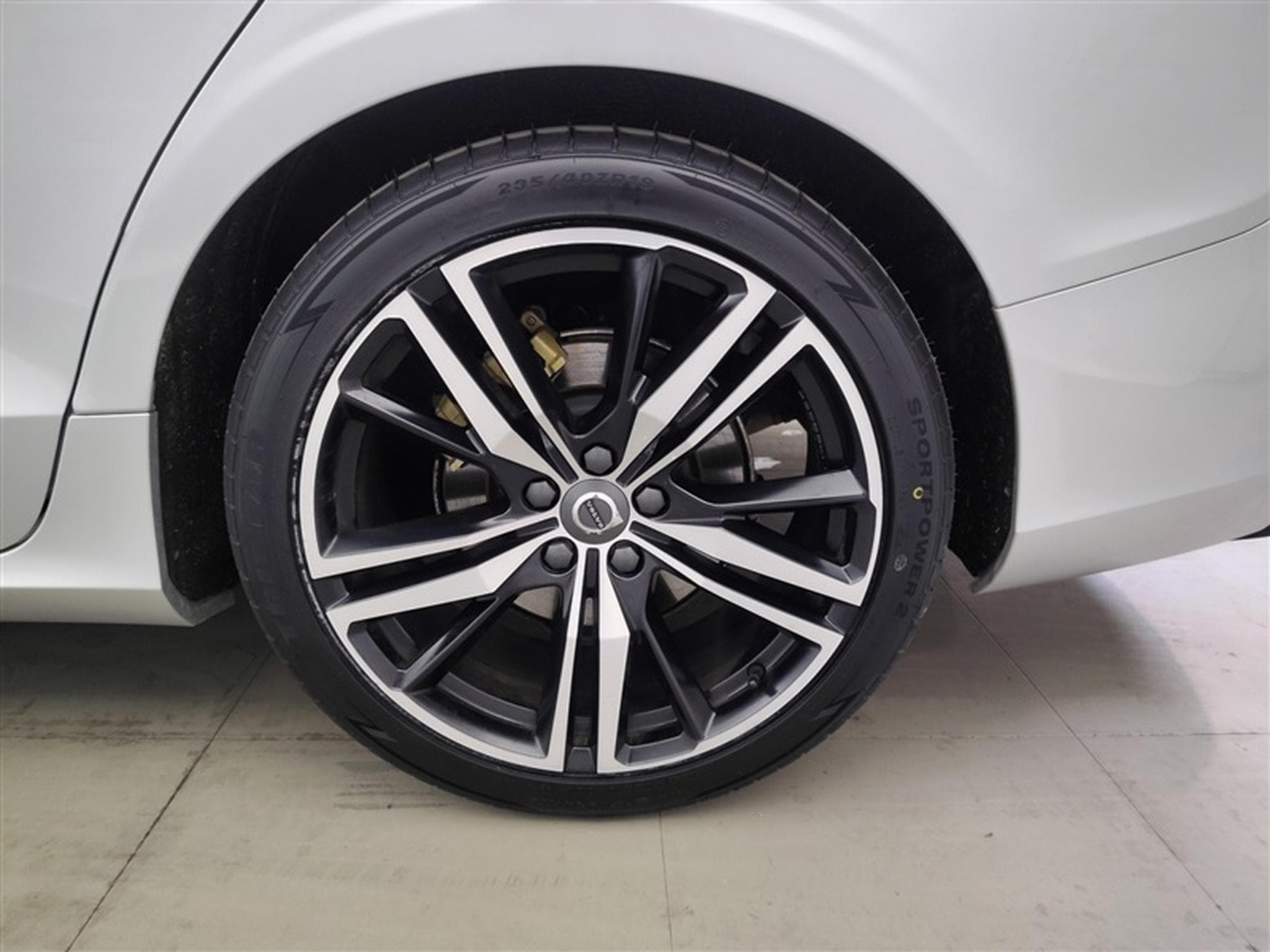 Volvo S60 2.0 B3 MHE R-Design Geartronic NAVI / PANO/ H-KARDON / JA 19 (2022) - Photo 6