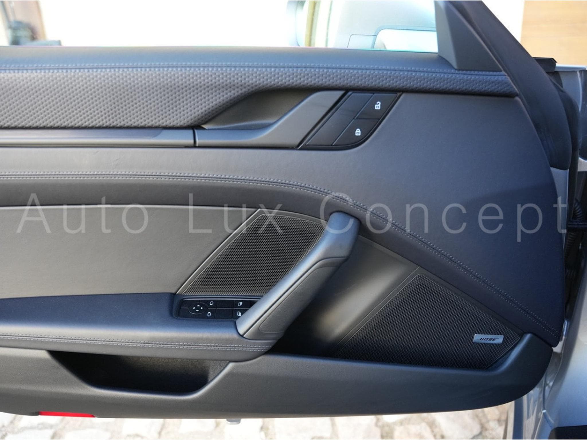 Porsche 911 911 GT3 Pack Touring (2022) - Photo 14