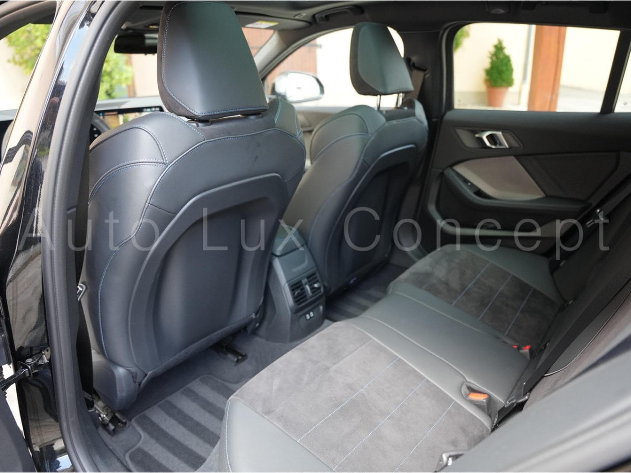 BMW 120 d M Sport (2025) - Photo 9