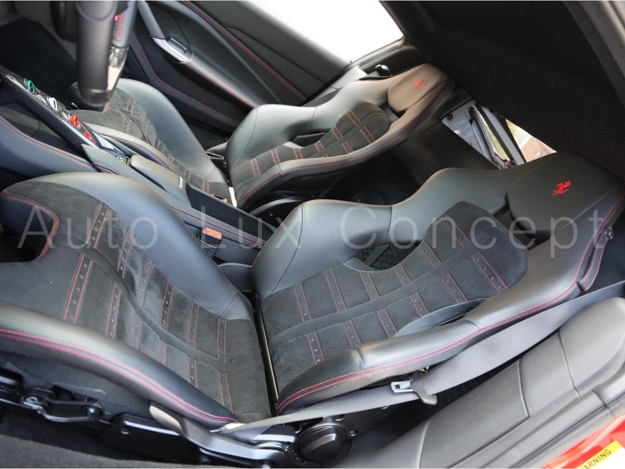 Ferrari F8 Tributo Full PPF/Carbon/Lift/Racing Seats/Passenger Display (2021) - Photo 7