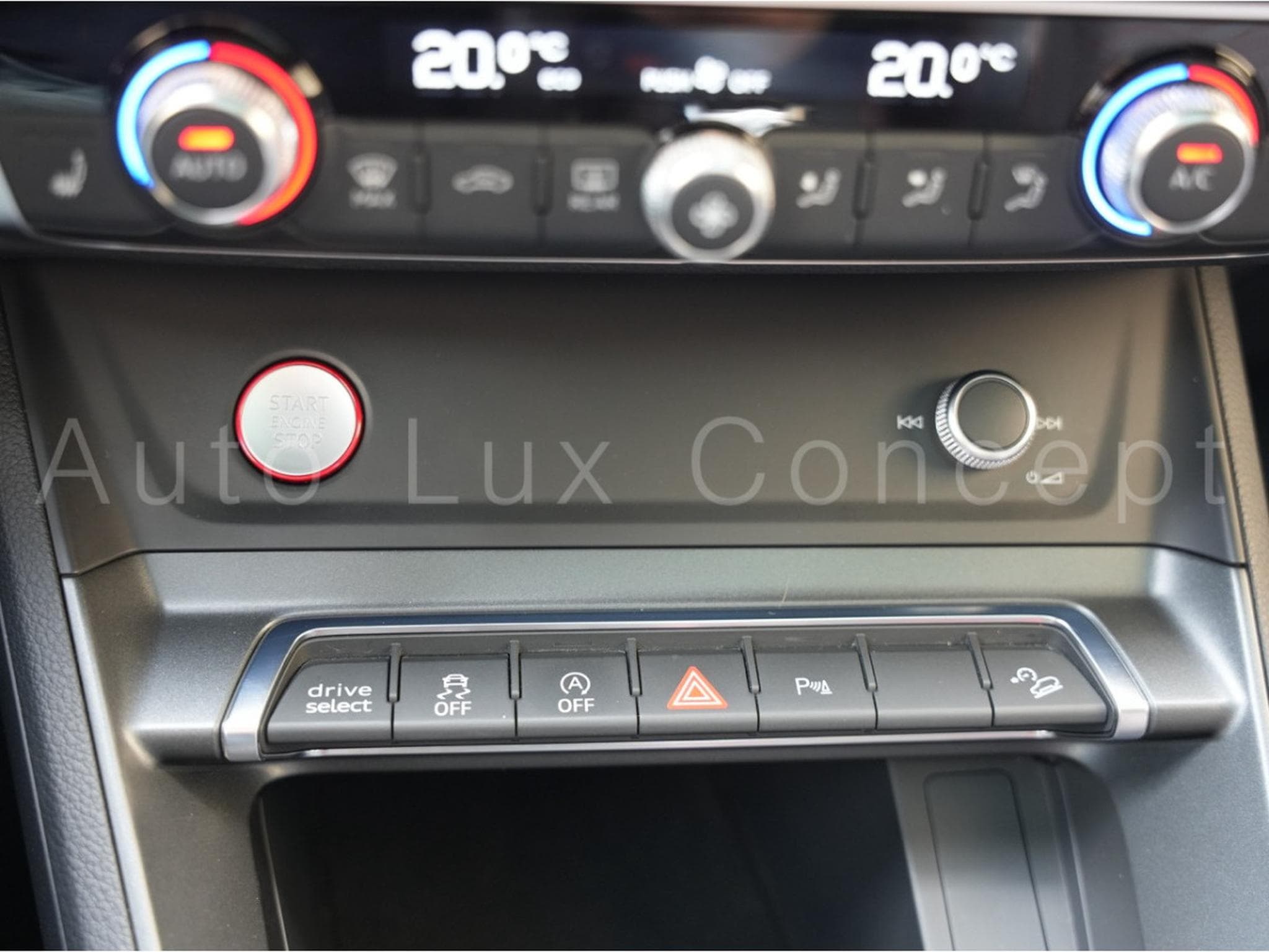 Audi RSQ3 2.5 TFSI quattro S tronic (2020) - Photo 30