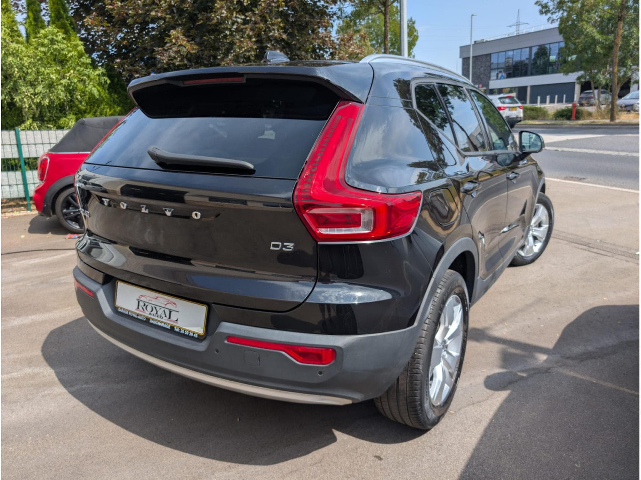 Volvo XC40 D3 MOMENTUM AUTOMATIQUE 2.0D 150 (2019) - Photo 3