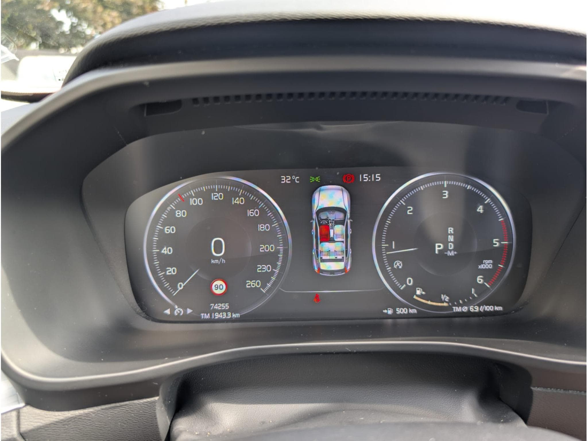 Volvo XC40 D3 MOMENTUM AUTOMATIQUE 2.0D 150 (2019) - Photo 9
