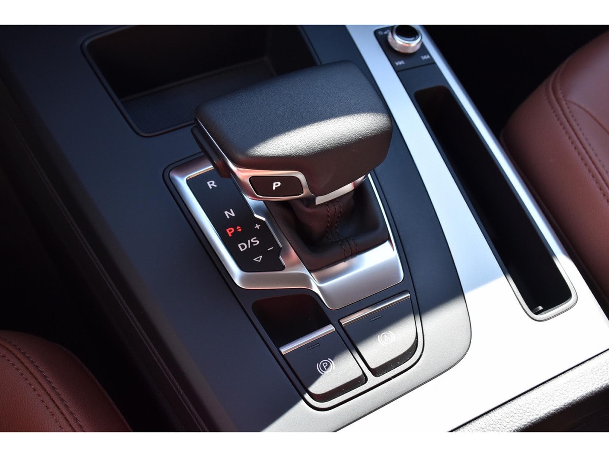 Audi Q5 40 TDI Quattro Advanced S-Tronic CUIR MEMO ACC SIDE B&O 1° M (2023) - Photo 19